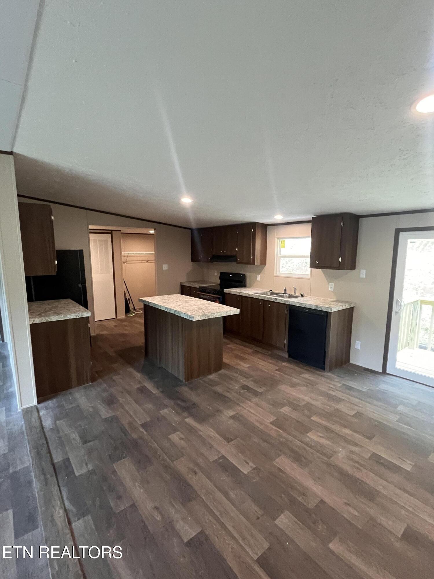 560 Chumley Road New Tazewell TN 37825