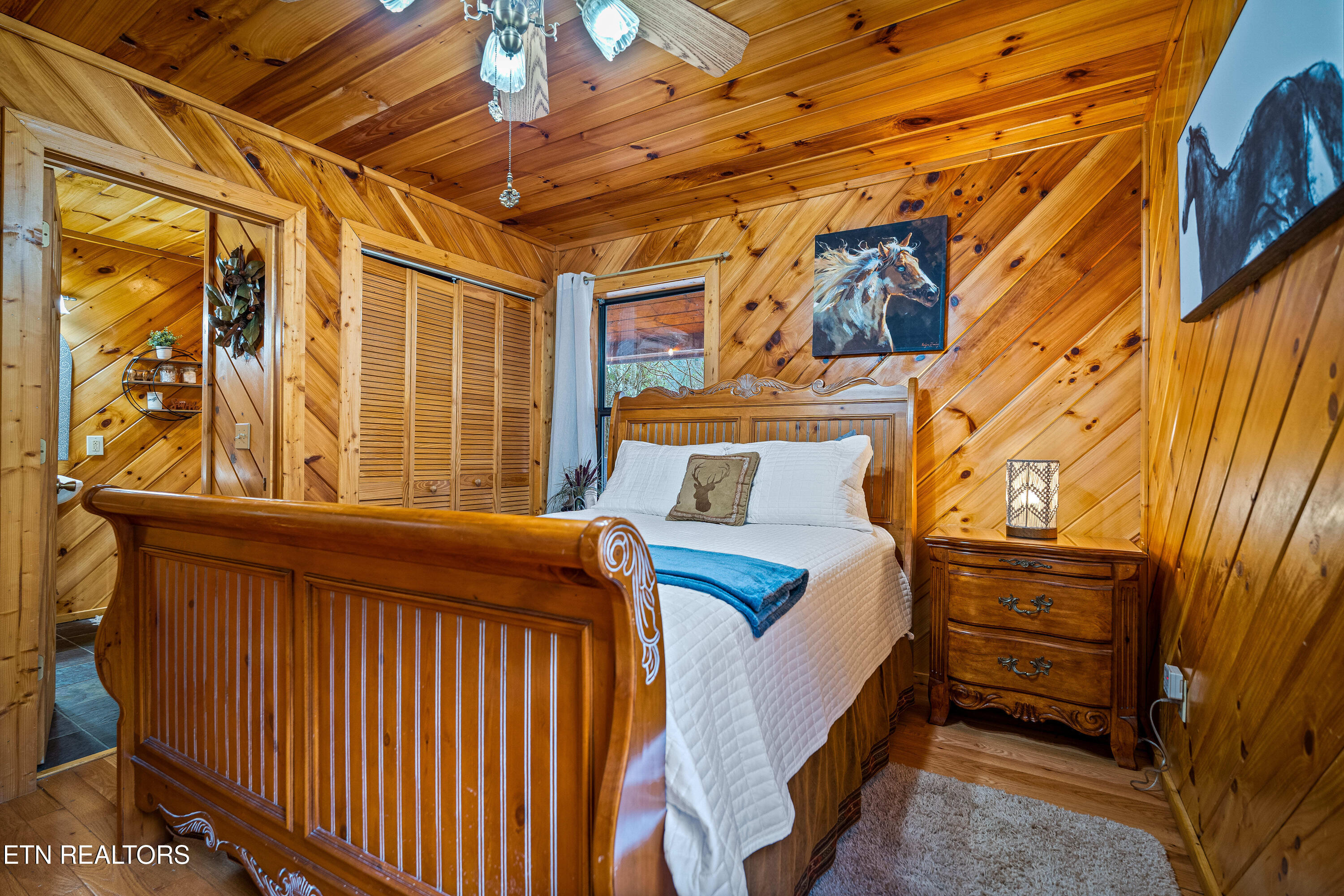 2737 Pine Crest Lane Sevierville TN 37862