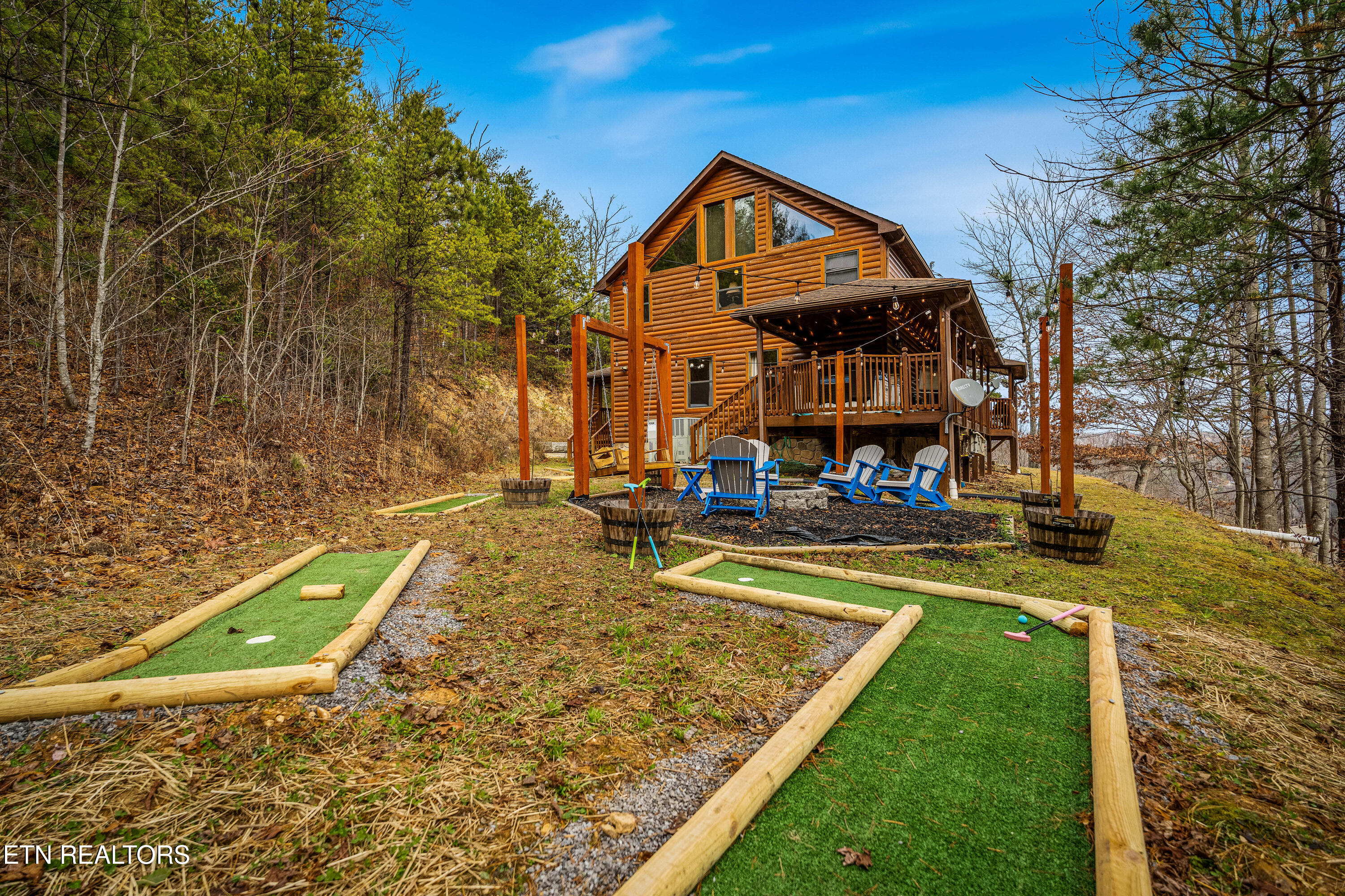 2737 Pine Crest Lane Sevierville TN 37862