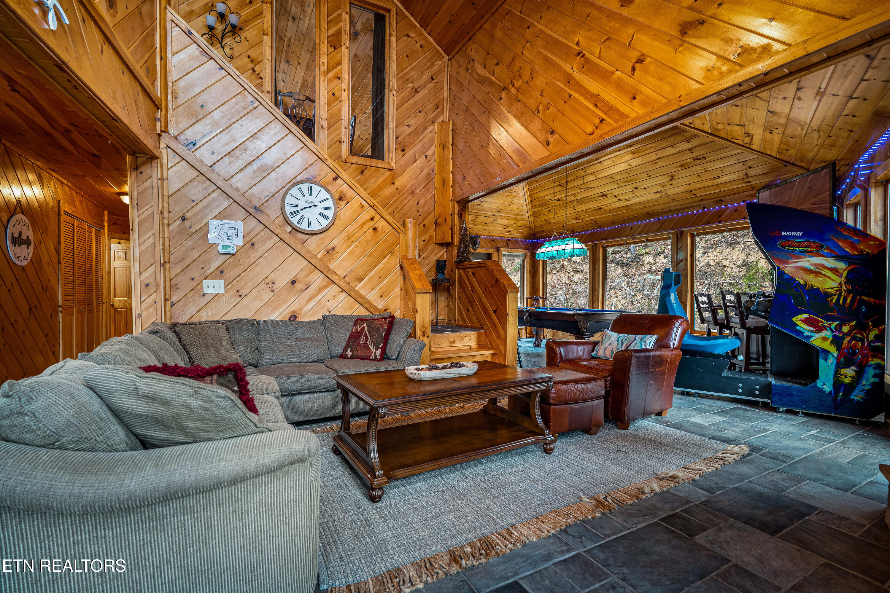 2737 Pine Crest Lane Sevierville TN 37862