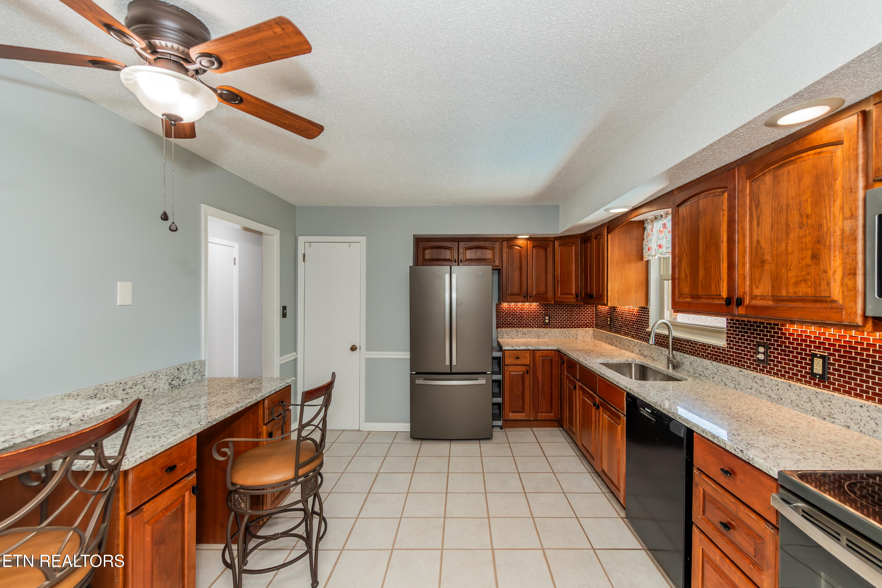 7341 Glastonbury Road Knoxville TN 37931