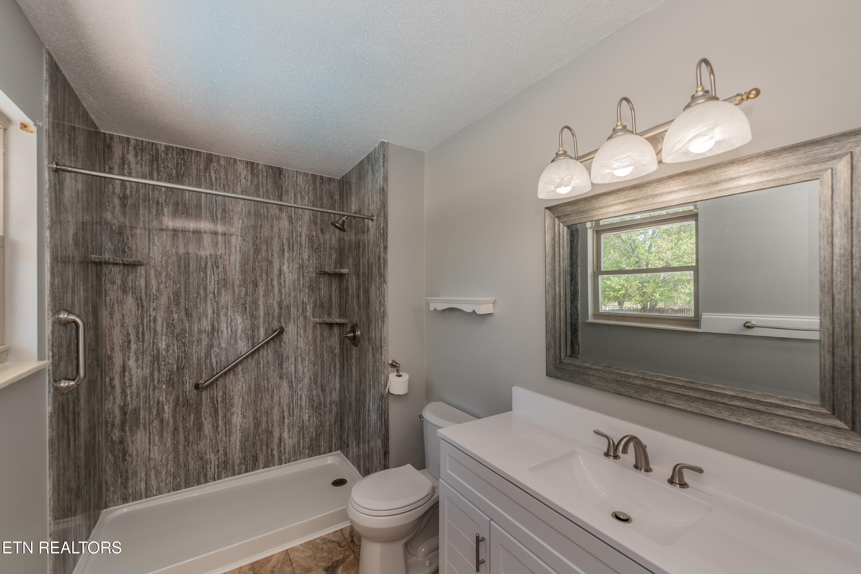 7341 Glastonbury Road Knoxville TN 37931