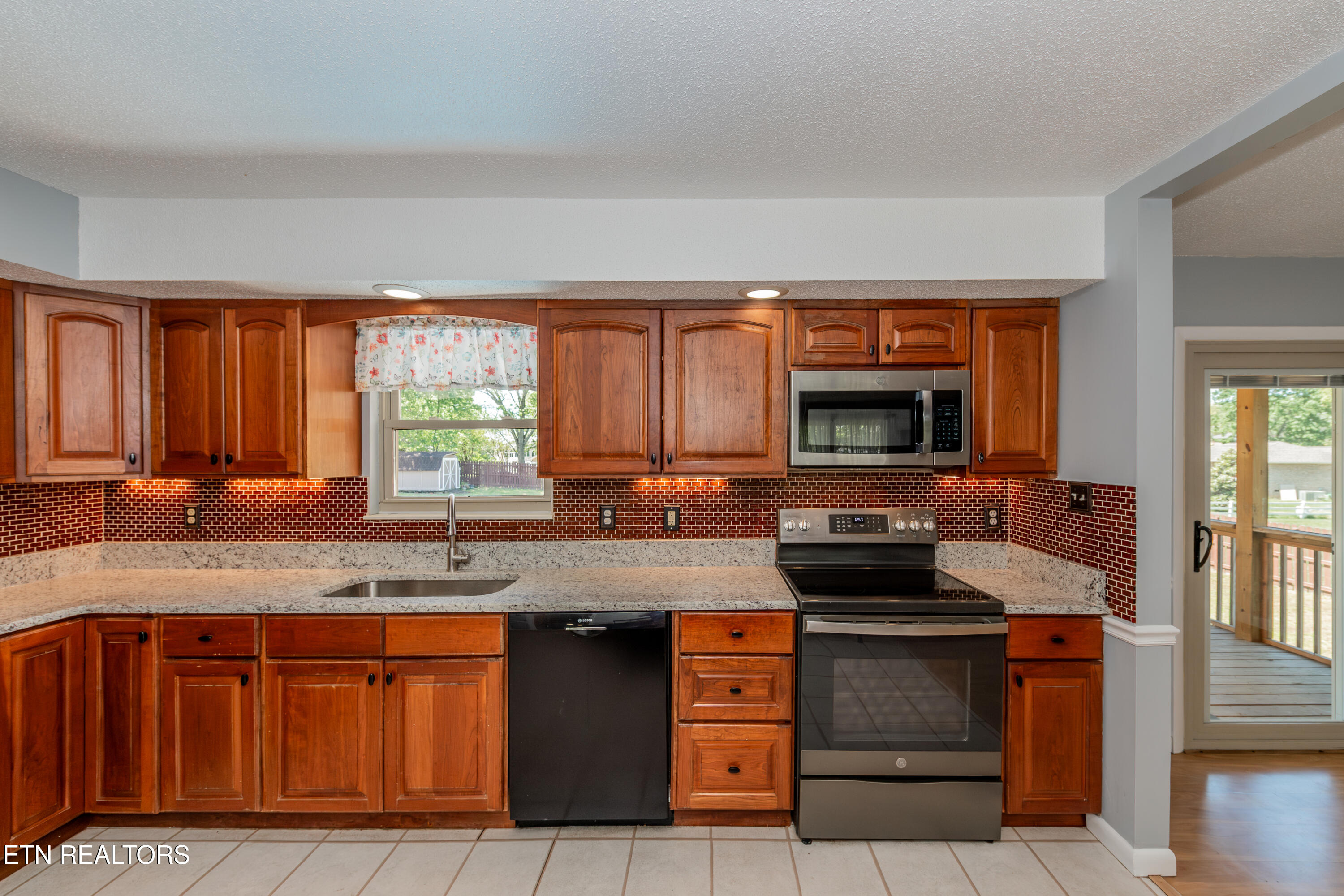 7341 Glastonbury Road Knoxville TN 37931