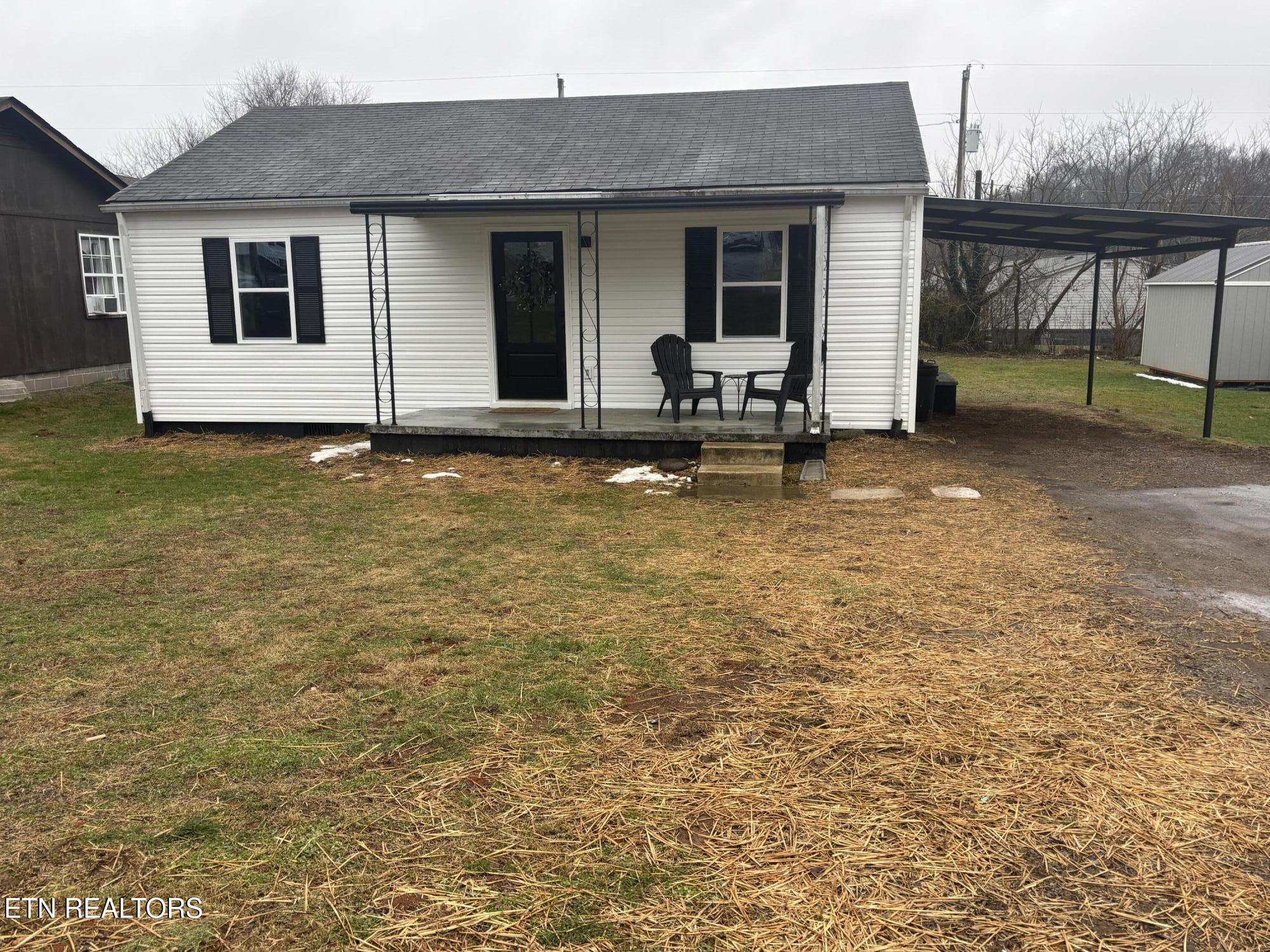 2392 Cecelia Avenue Maryville TN 37804