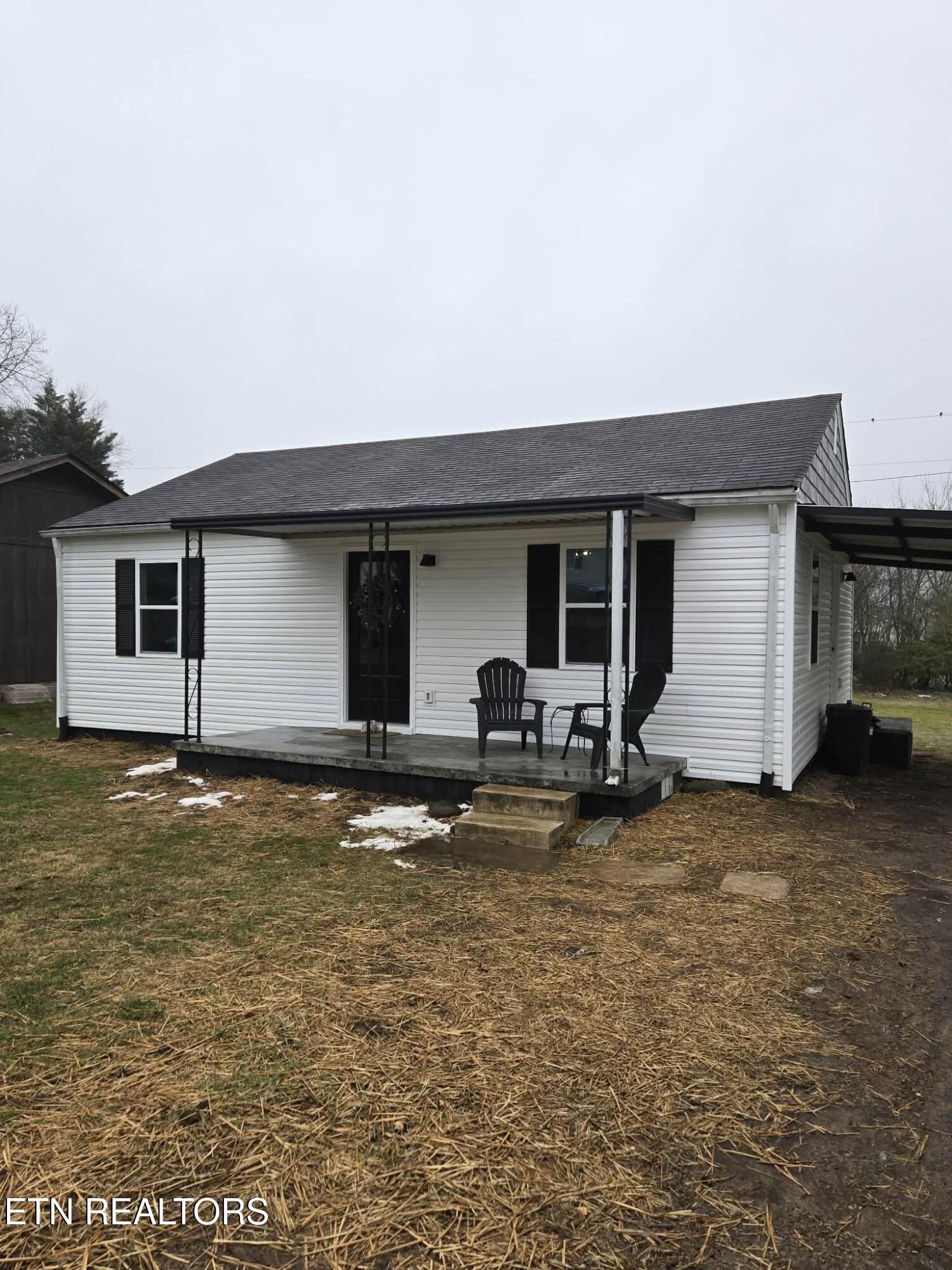 2392 Cecelia Avenue Maryville TN 37804