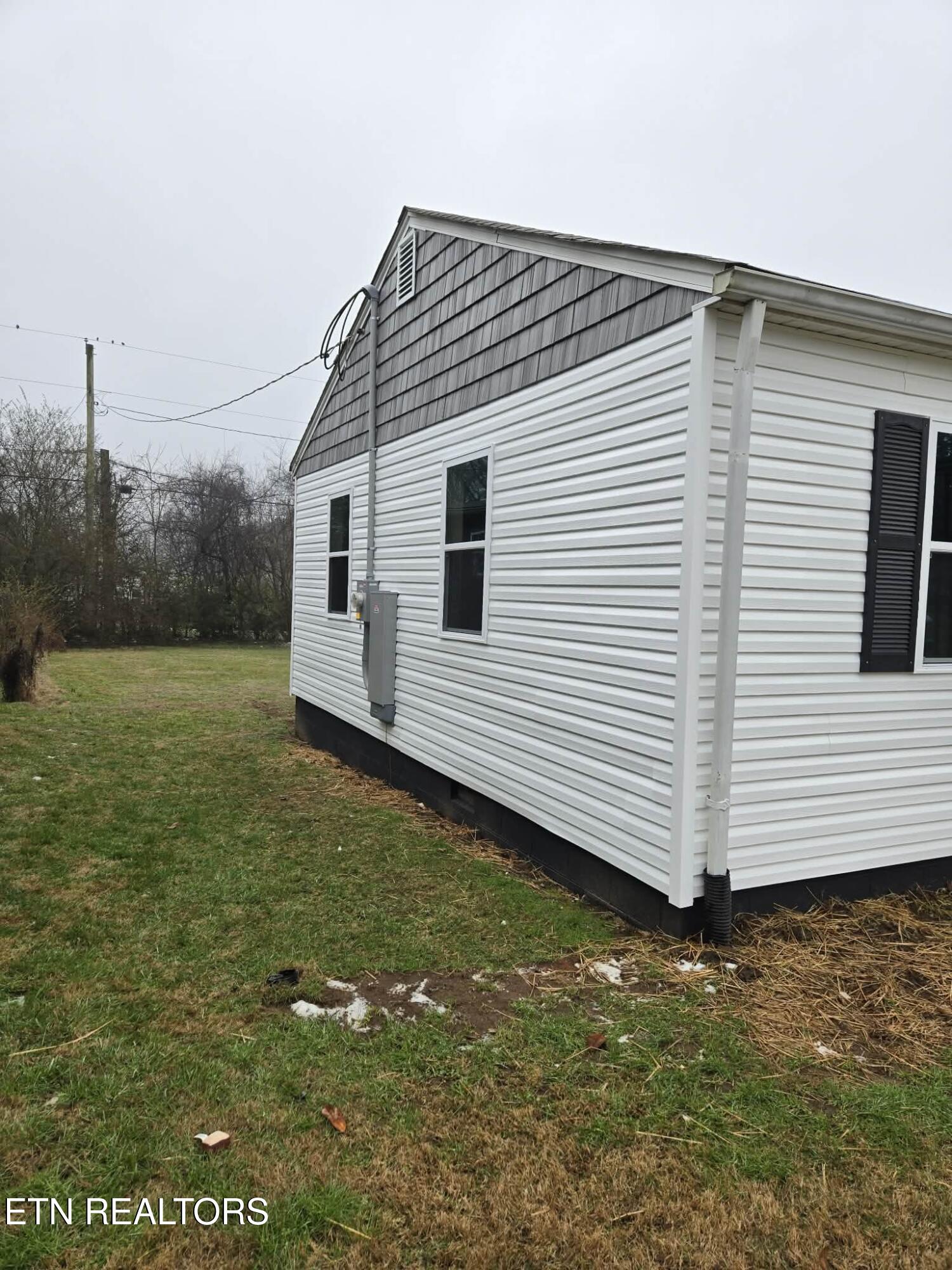 2392 Cecelia Avenue Maryville TN 37804