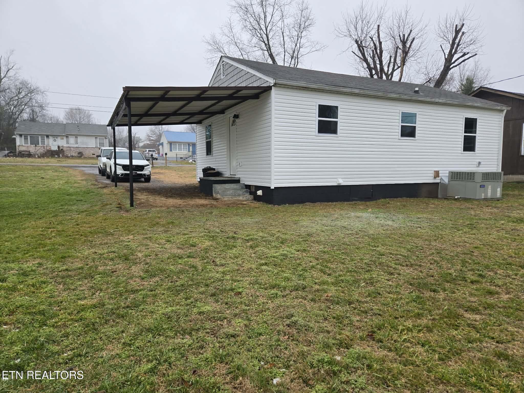 2392 Cecelia Avenue Maryville TN 37804