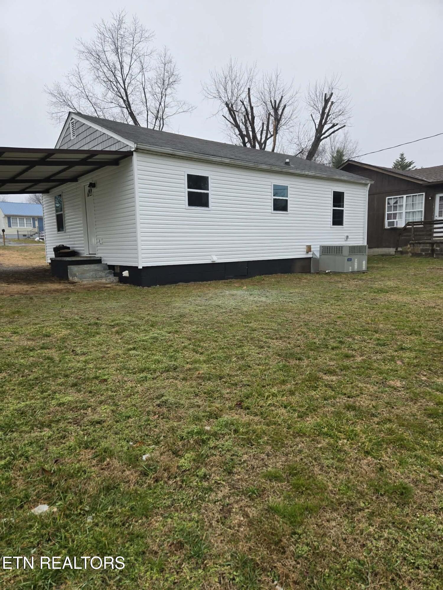 2392 Cecelia Avenue Maryville TN 37804