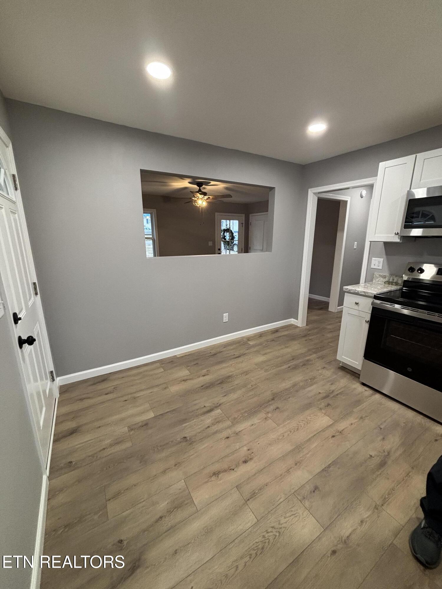 2392 Cecelia Avenue Maryville TN 37804