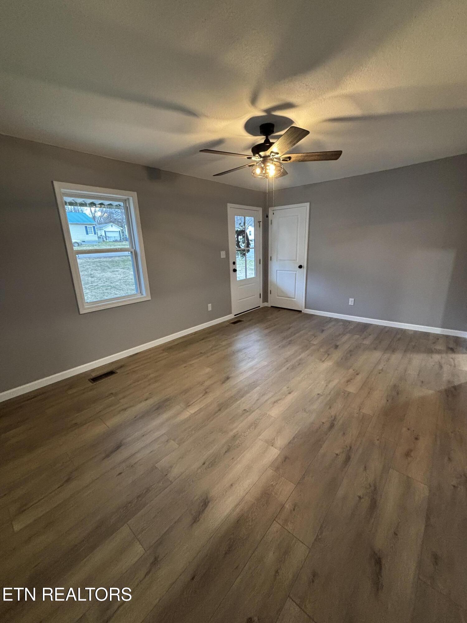 2392 Cecelia Avenue Maryville TN 37804