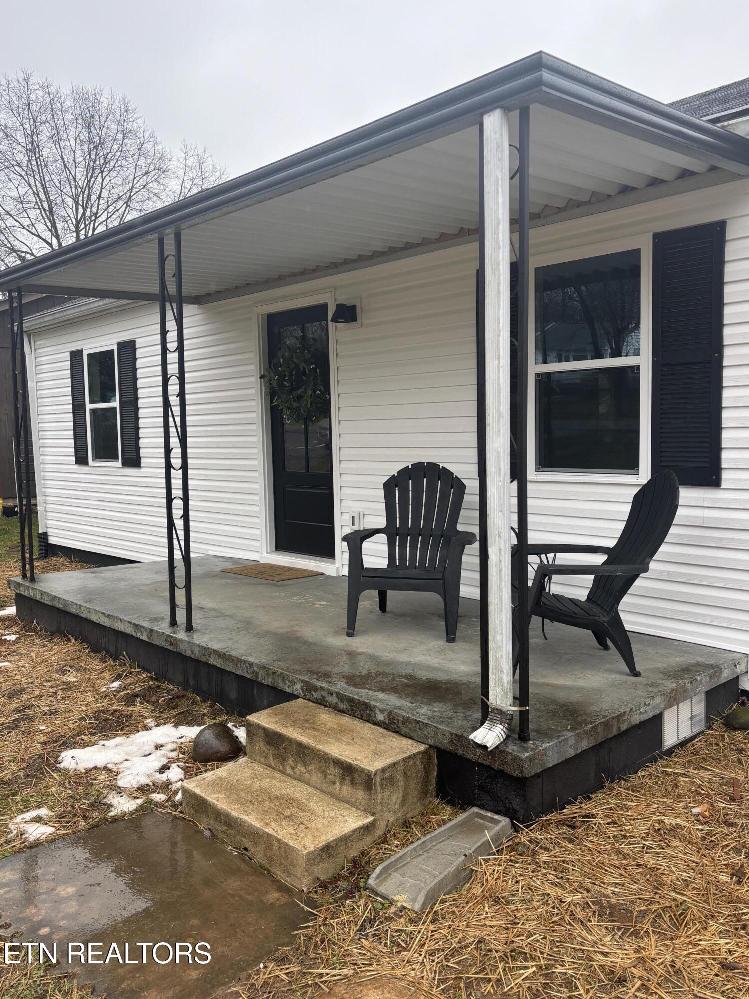 2392 Cecelia Avenue Maryville TN 37804