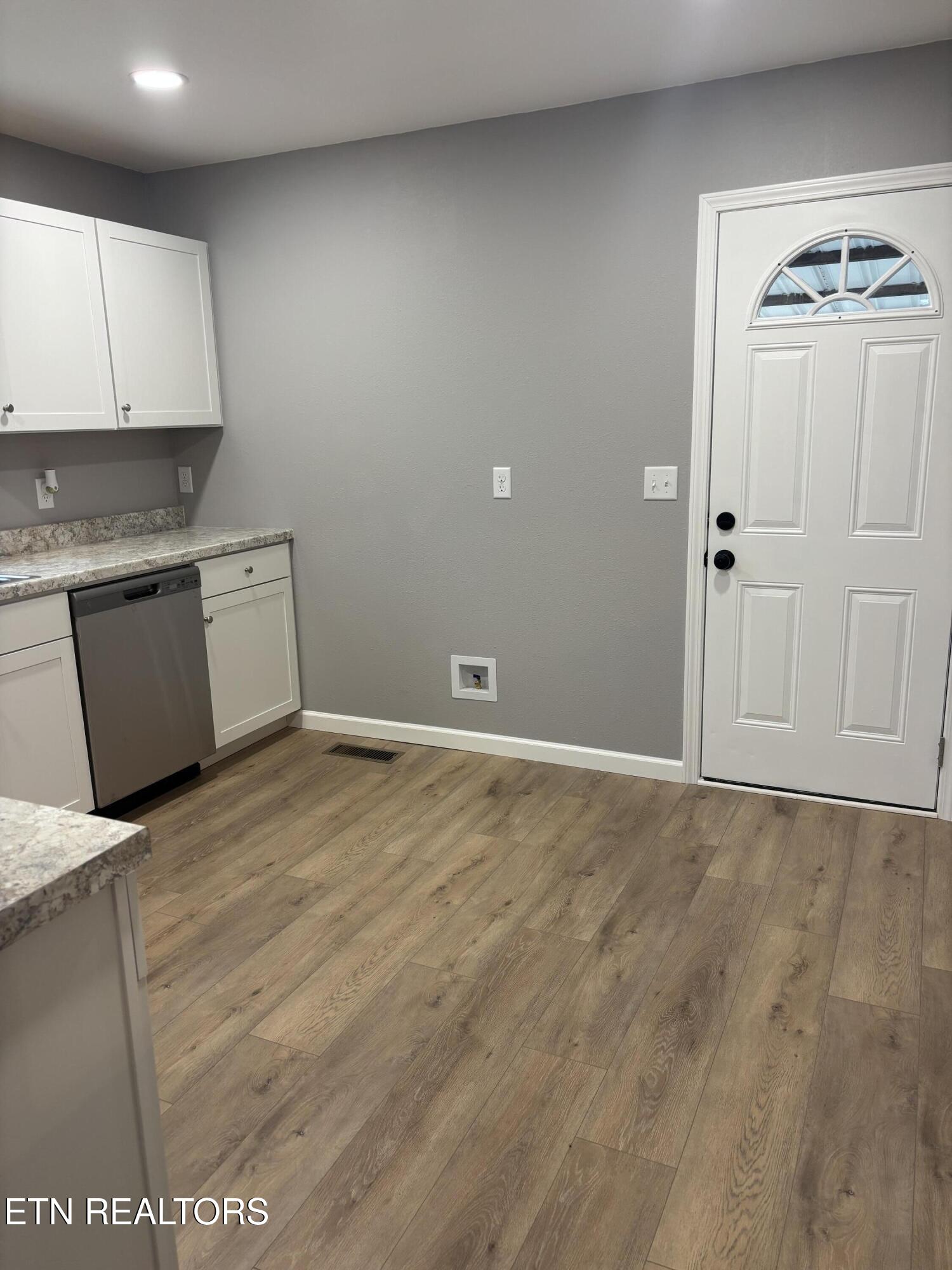 2392 Cecelia Avenue Maryville TN 37804