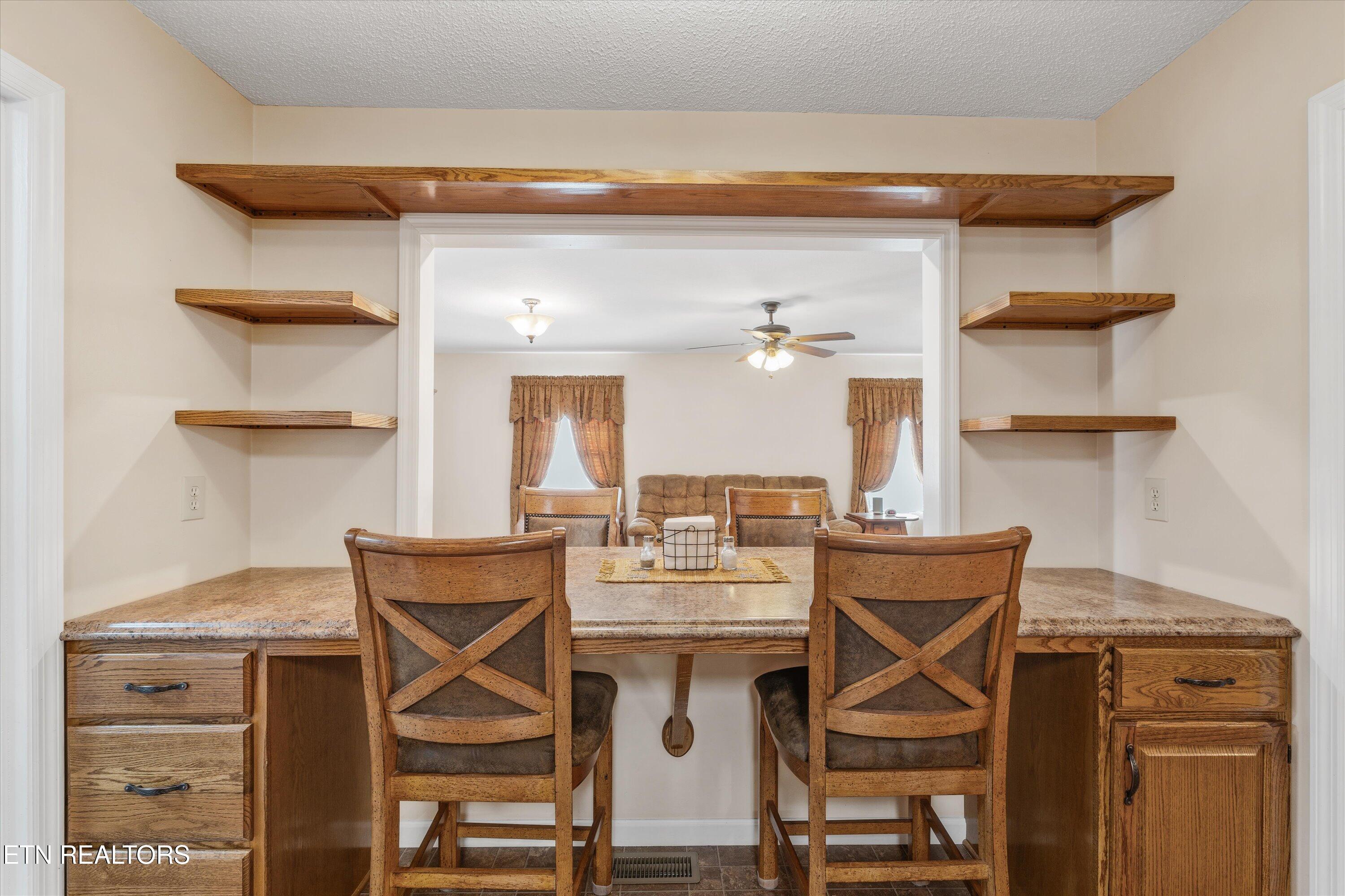 925 Crestview Circle Lenoir City TN 37772
