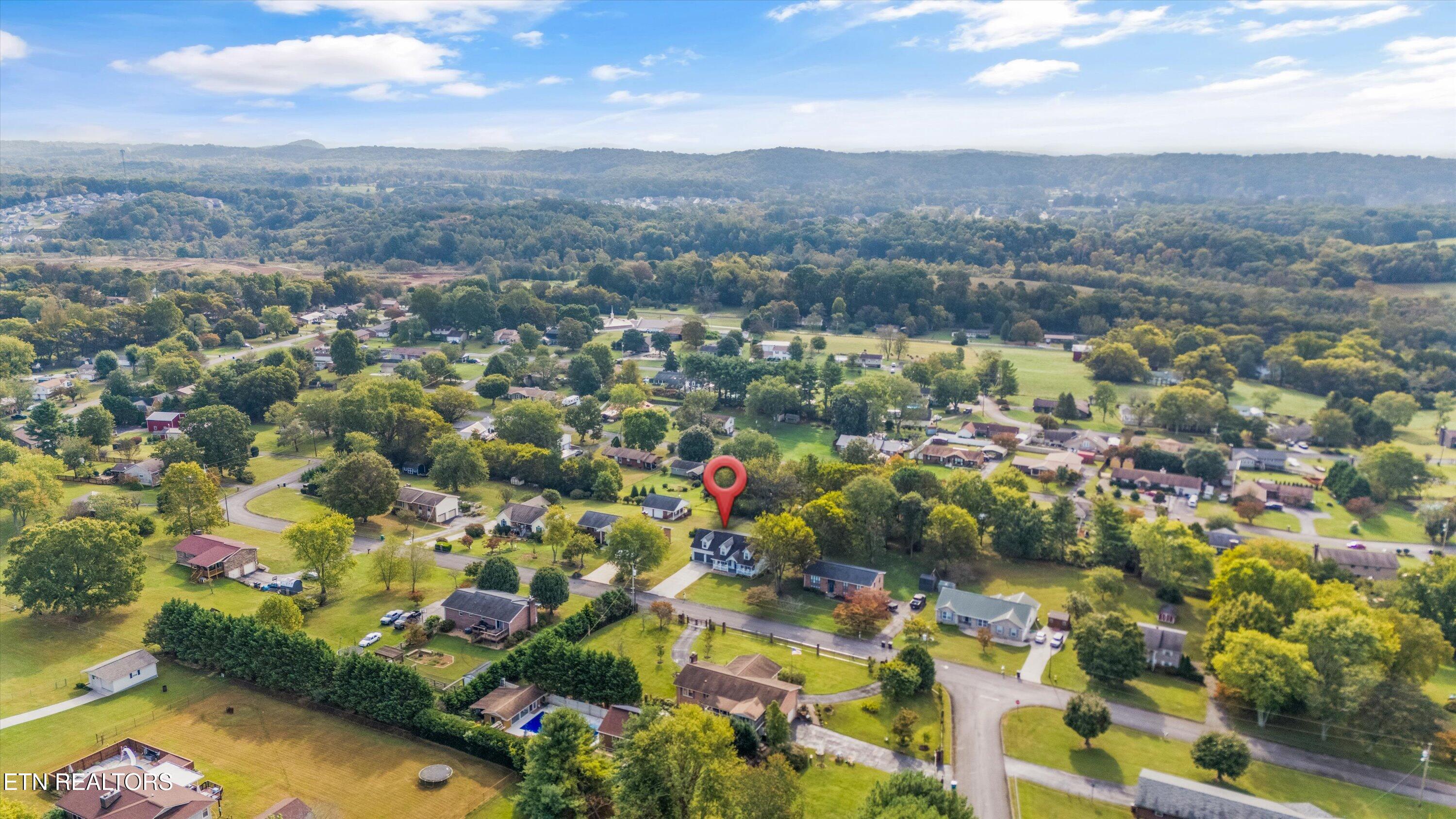 925 Crestview Circle Lenoir City TN 37772