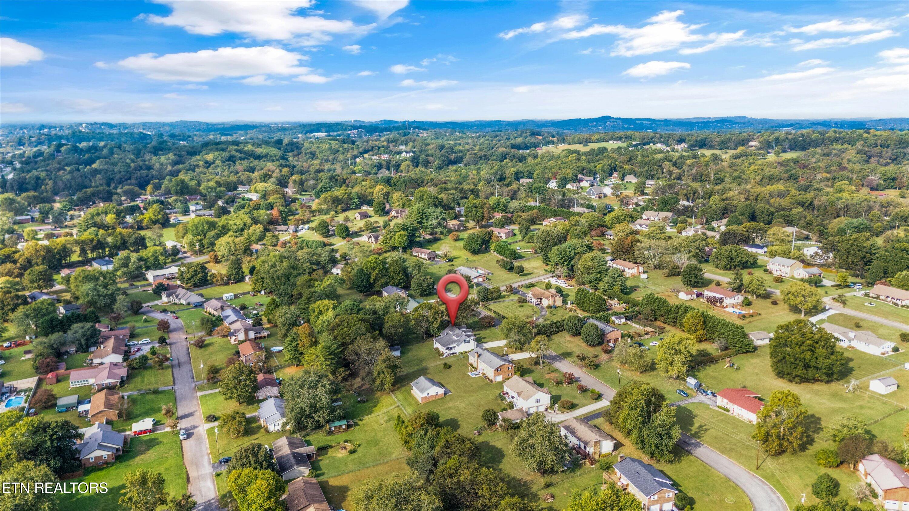 925 Crestview Circle Lenoir City TN 37772