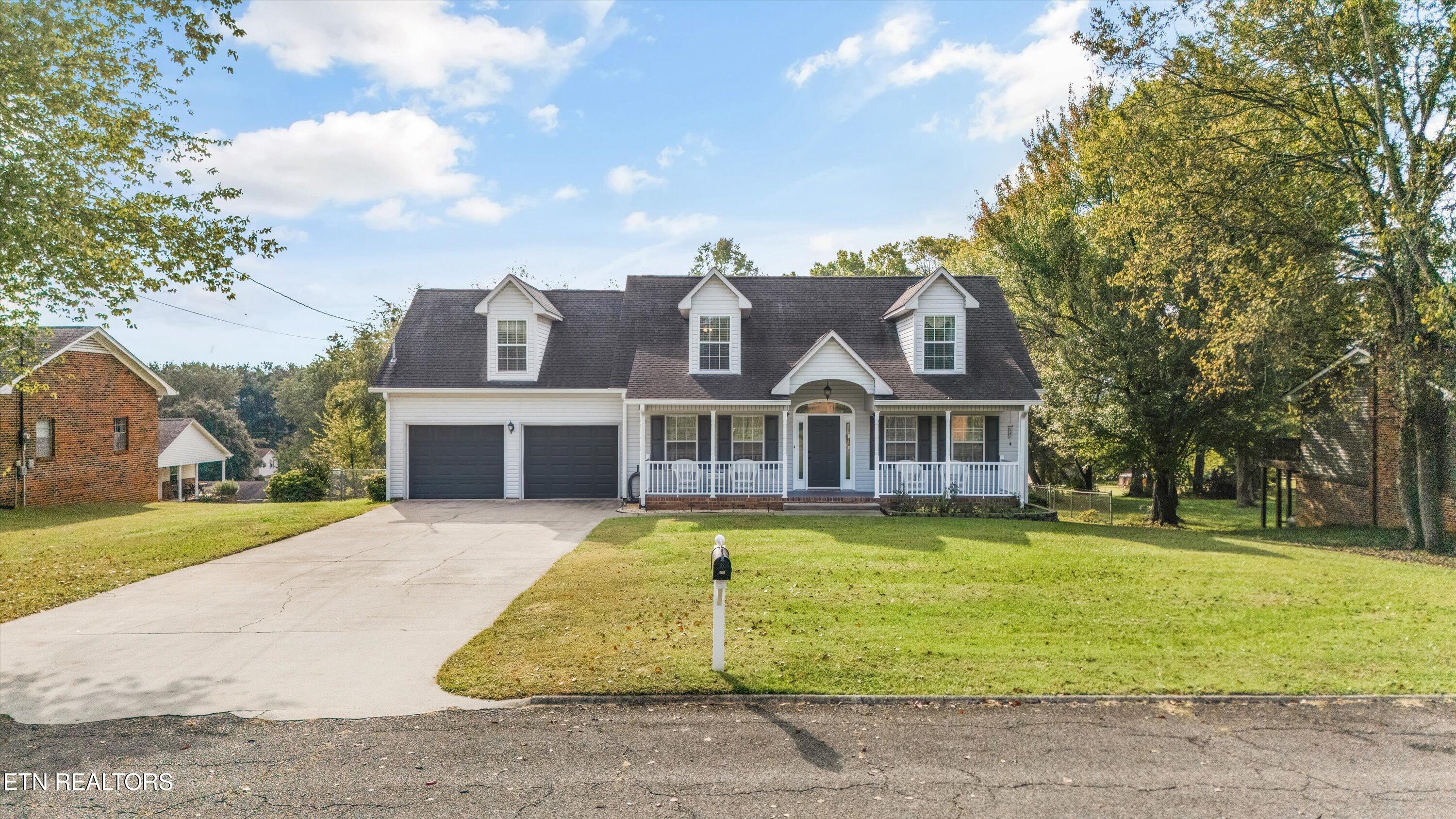 925 Crestview Circle Lenoir City TN 37772