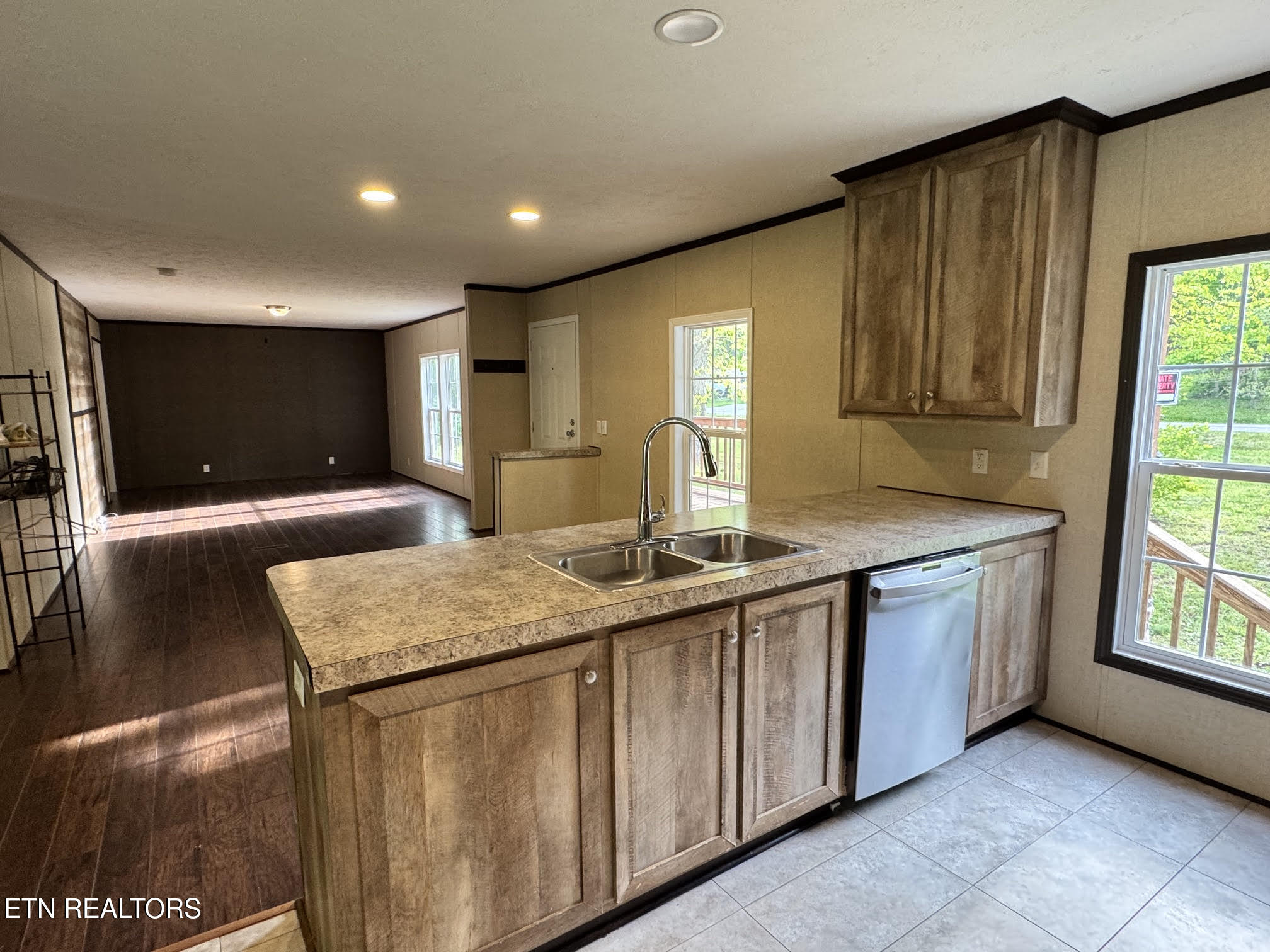 122 Green Acres Clarkrange TN 38553
