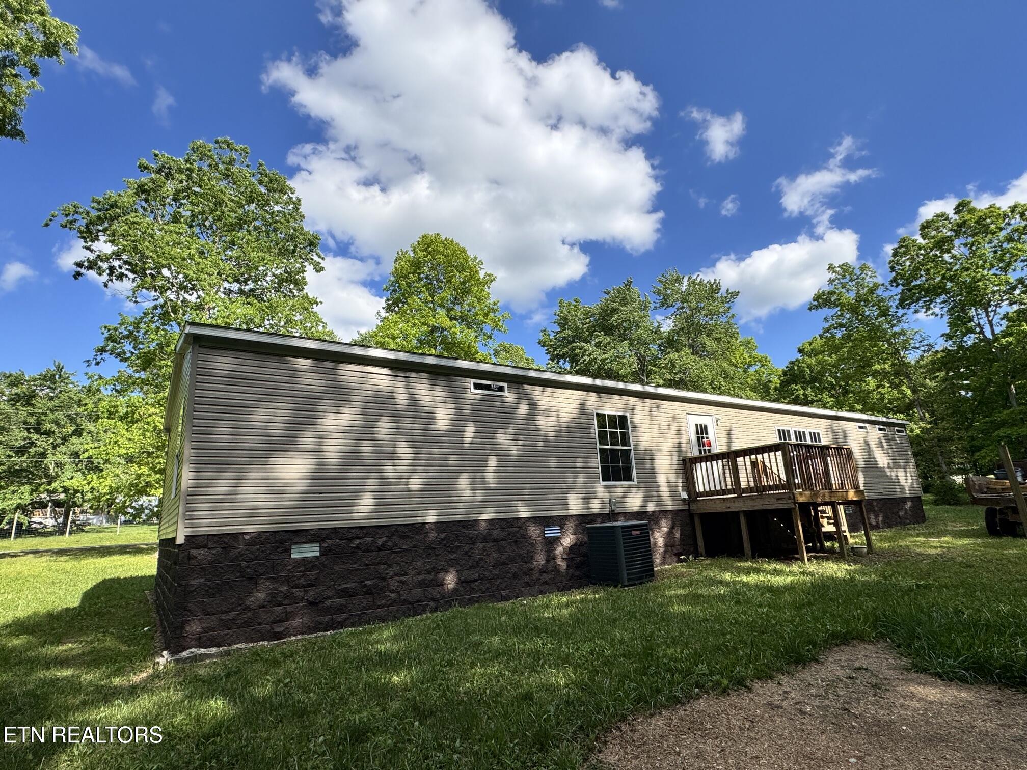 122 Green Acres Clarkrange TN 38553