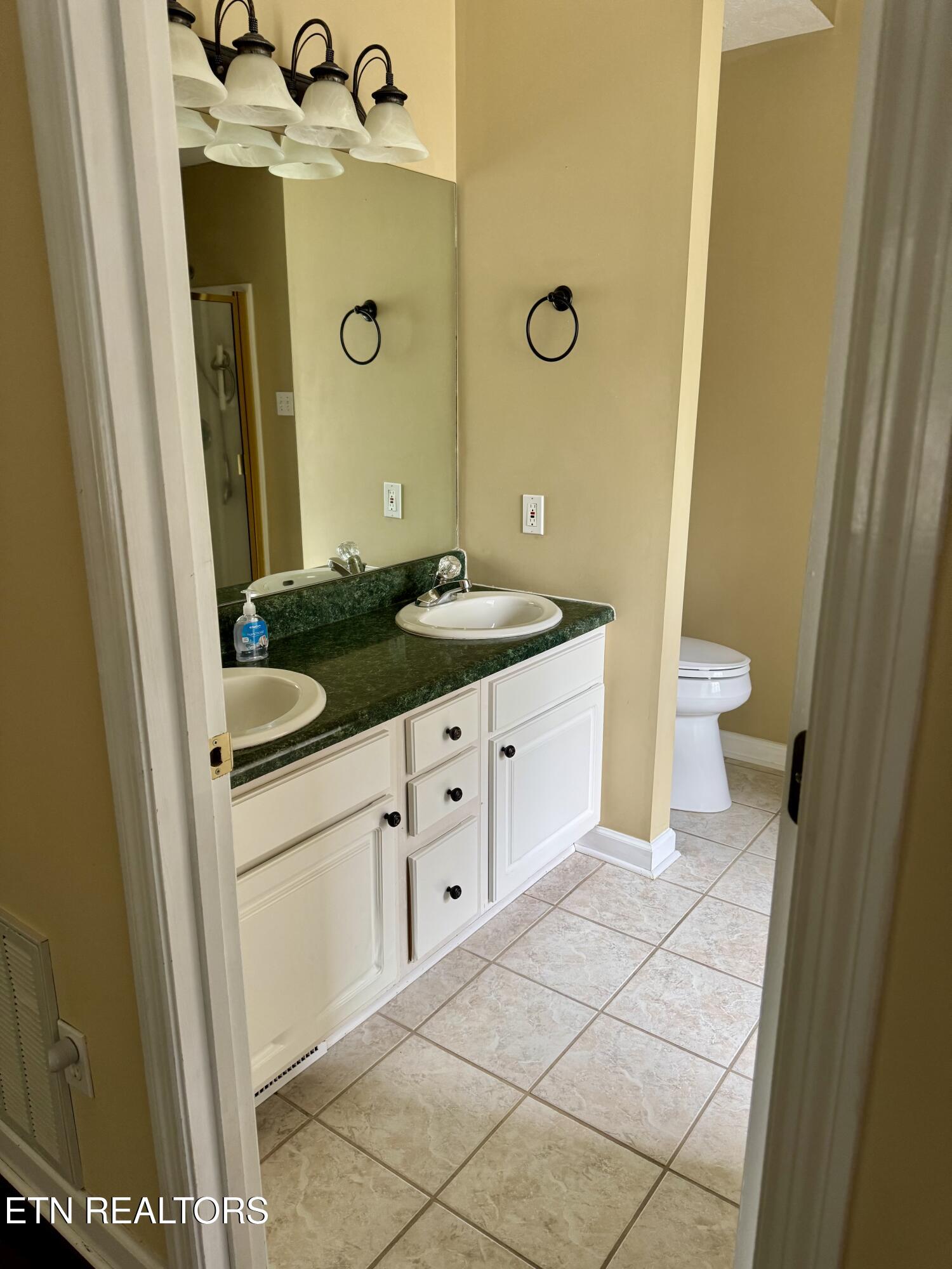2381 Conners Creek Circle Knoxville TN 37932