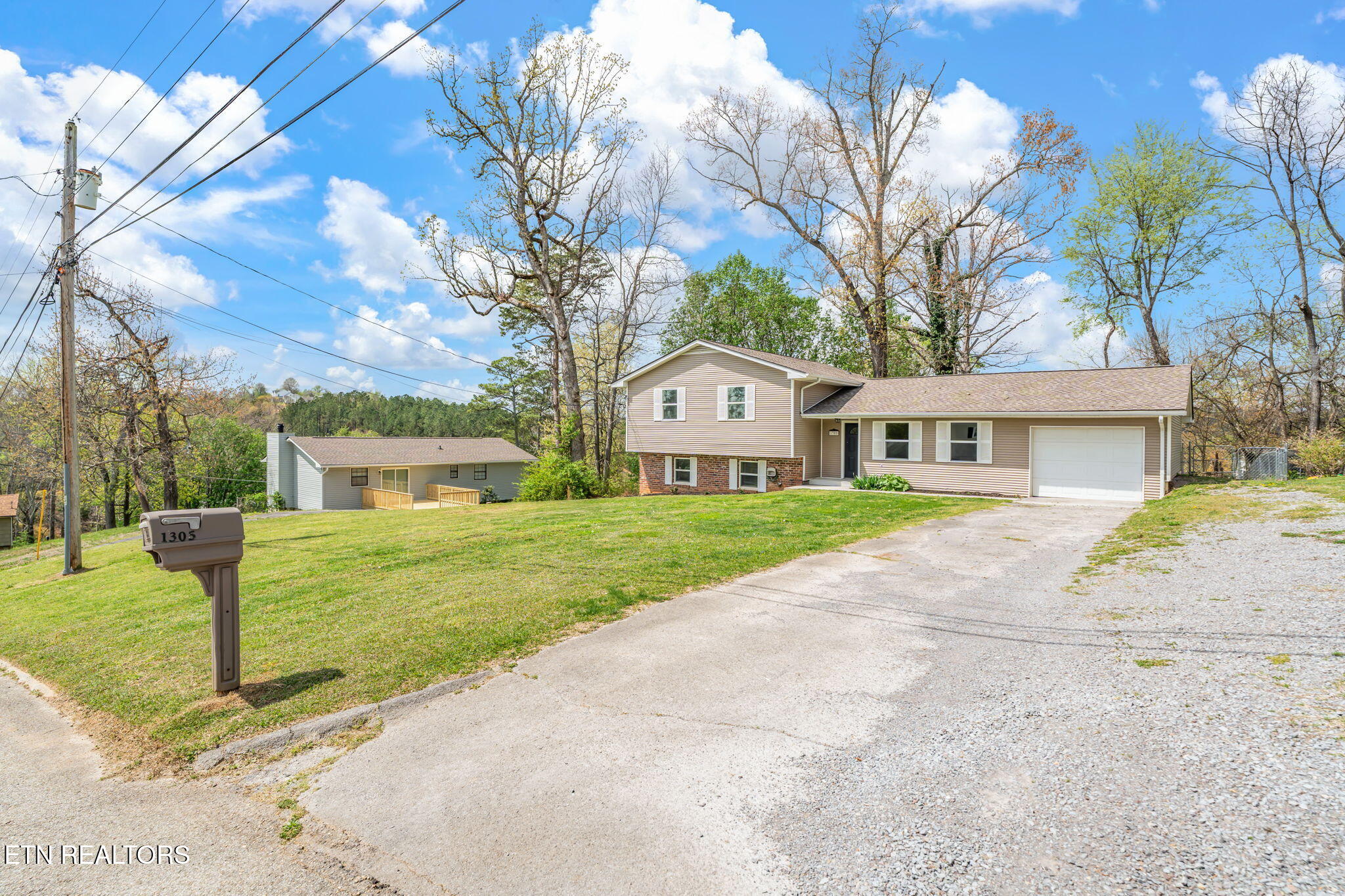 1305 Chipwood Road Knoxville TN 37932