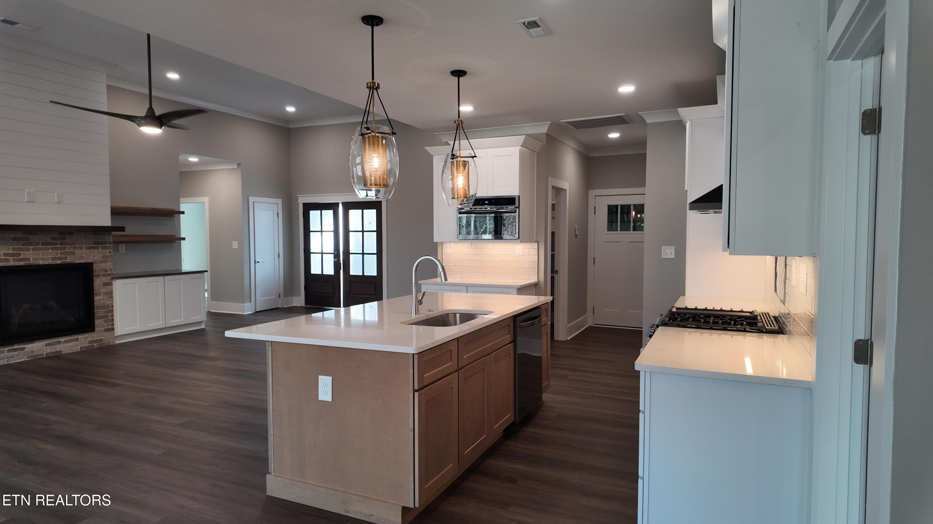 301 Seminole Trace Loudon TN 37774