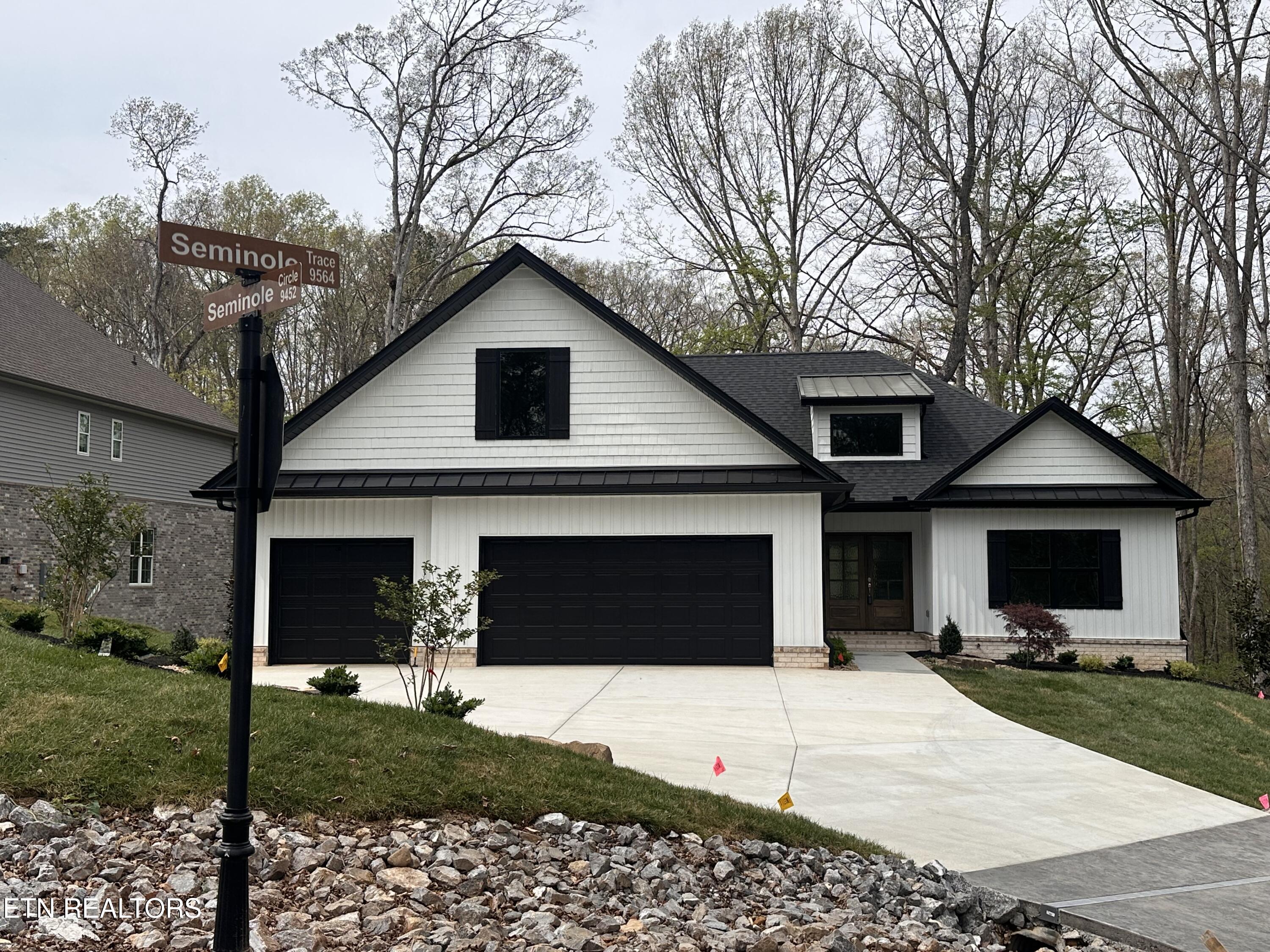 301 Seminole Trace Loudon TN 37774