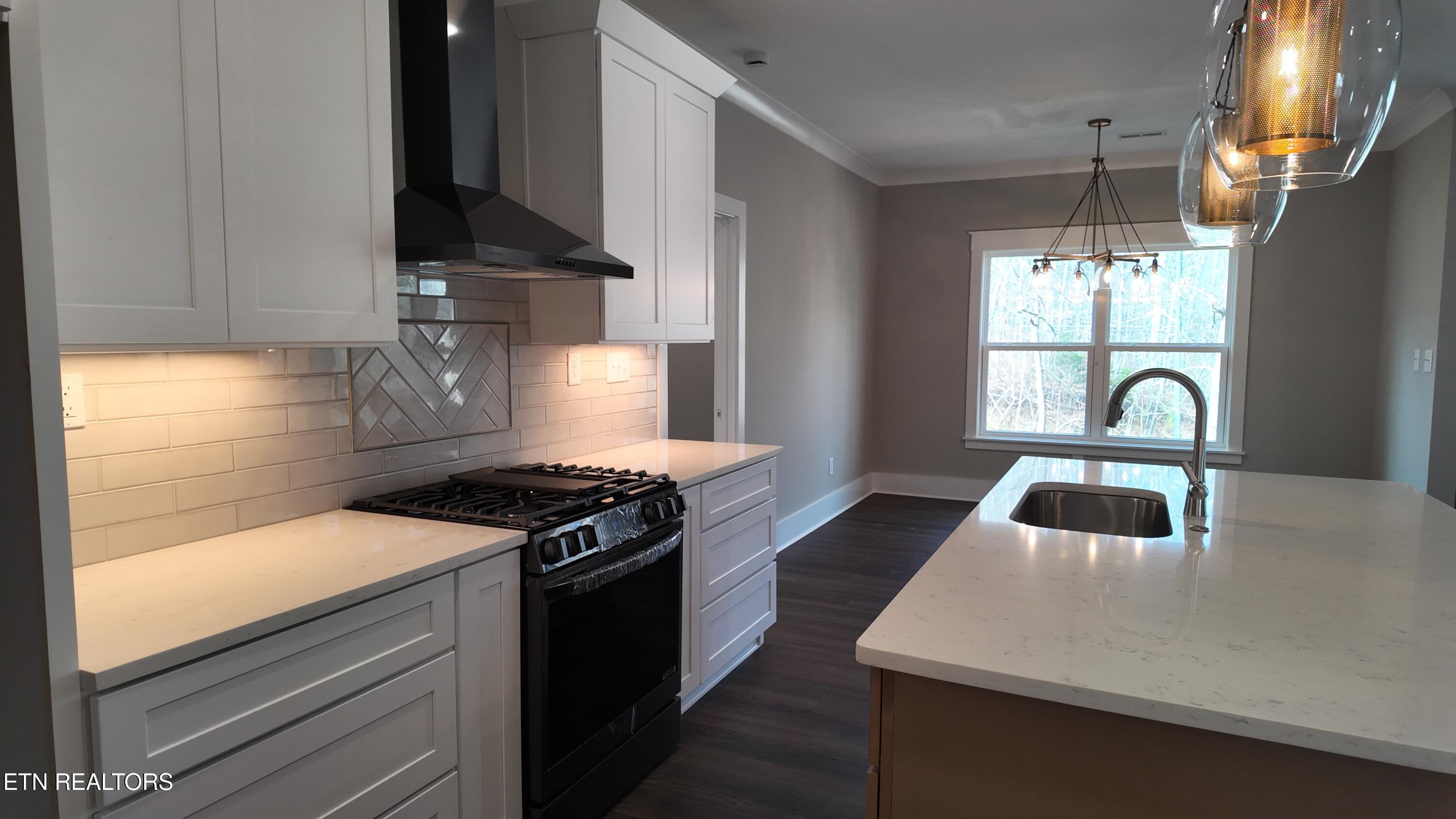 301 Seminole Trace Loudon TN 37774