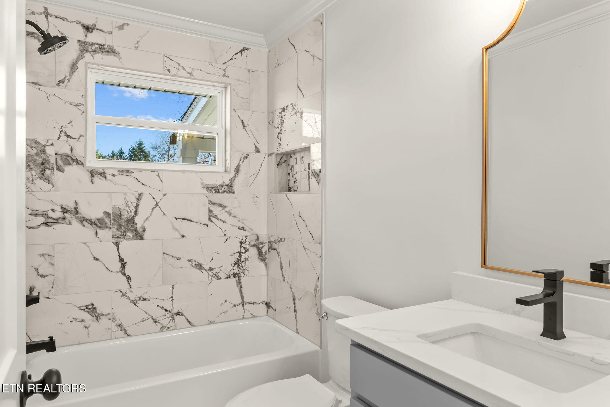 221 Medford Road Knoxville TN 37922