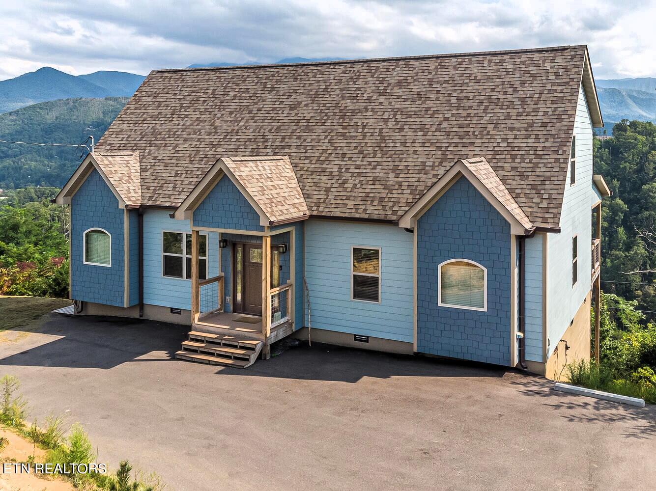 907 Village Loop Road Gatlinburg TN 37738