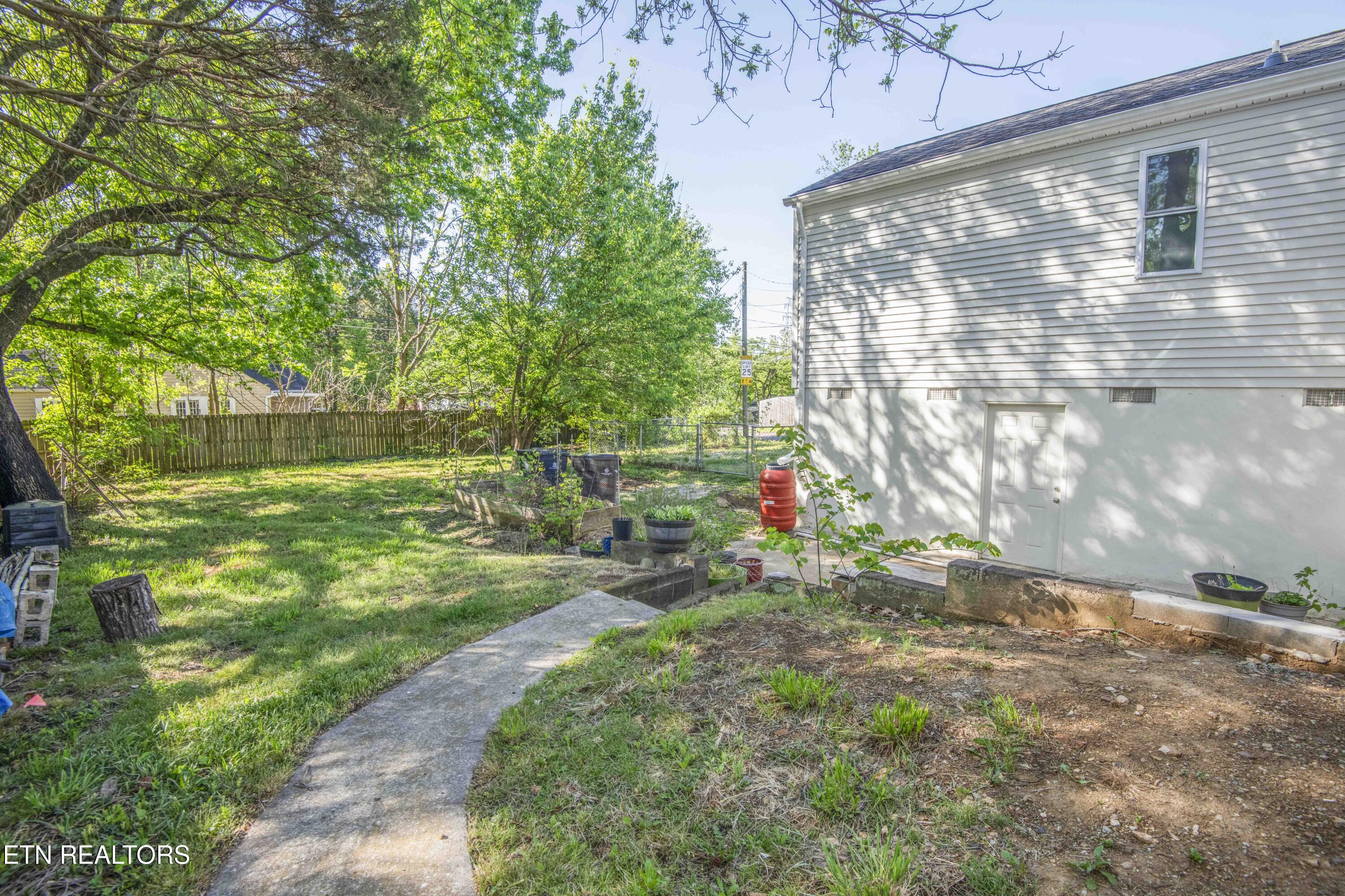 2000 Fairmont Boulevard Knoxville TN 37917