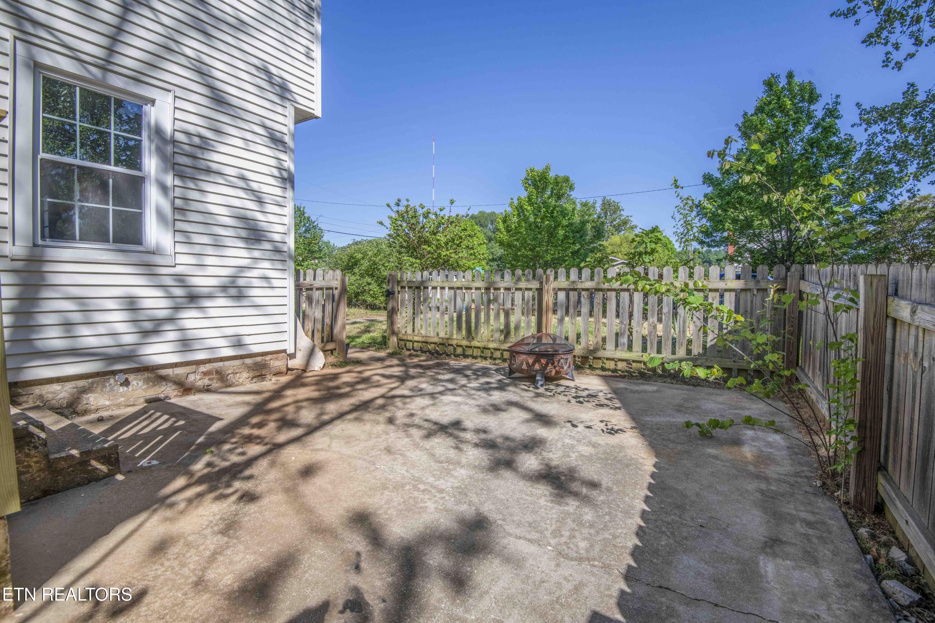 2000 Fairmont Boulevard Knoxville TN 37917