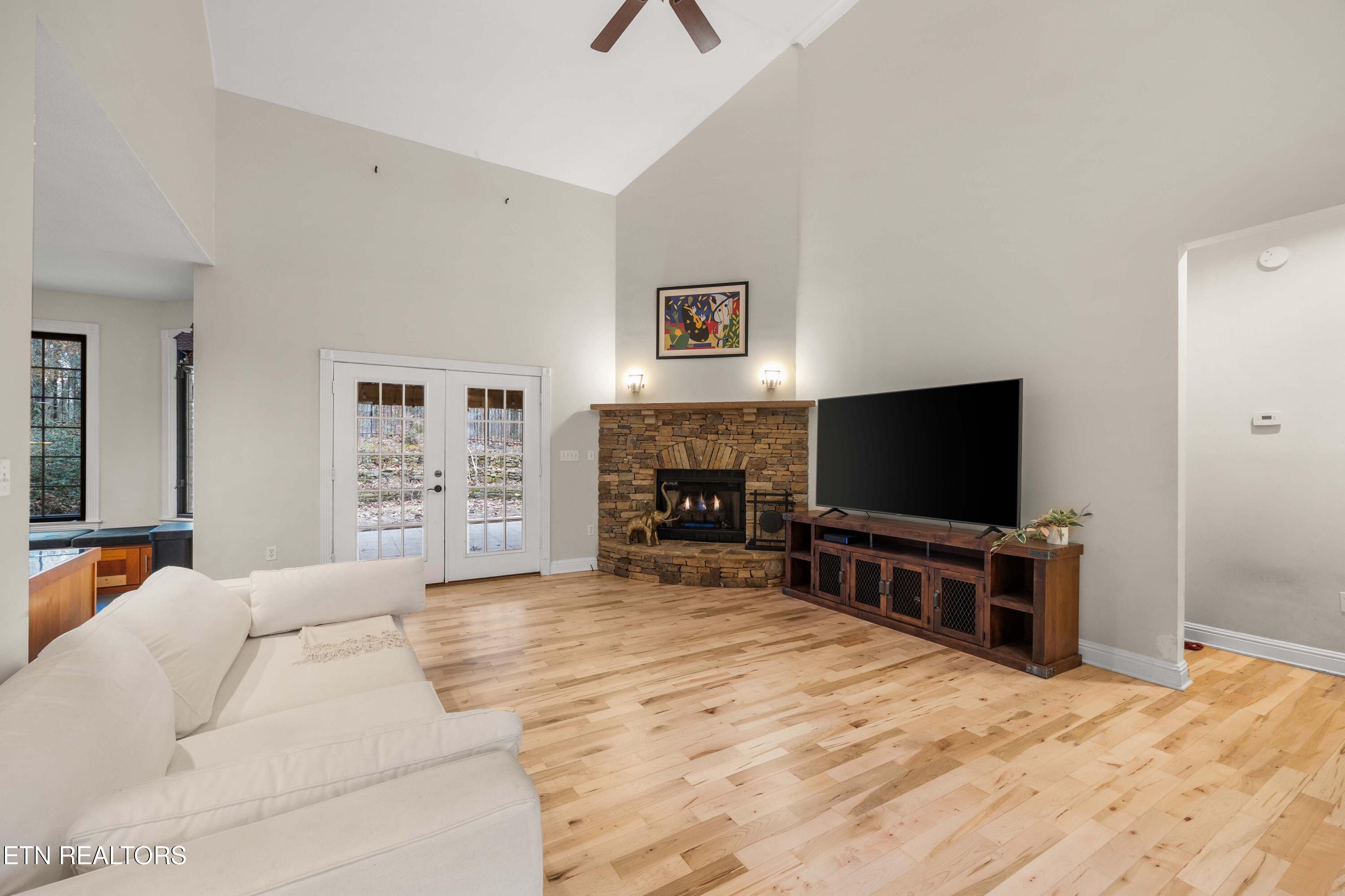 213 Whippoorwill Drive Oak Ridge TN 37830