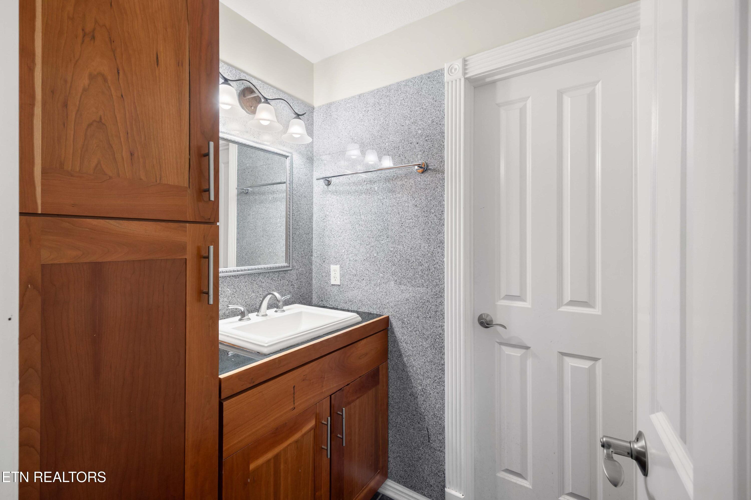 213 Whippoorwill Drive Oak Ridge TN 37830