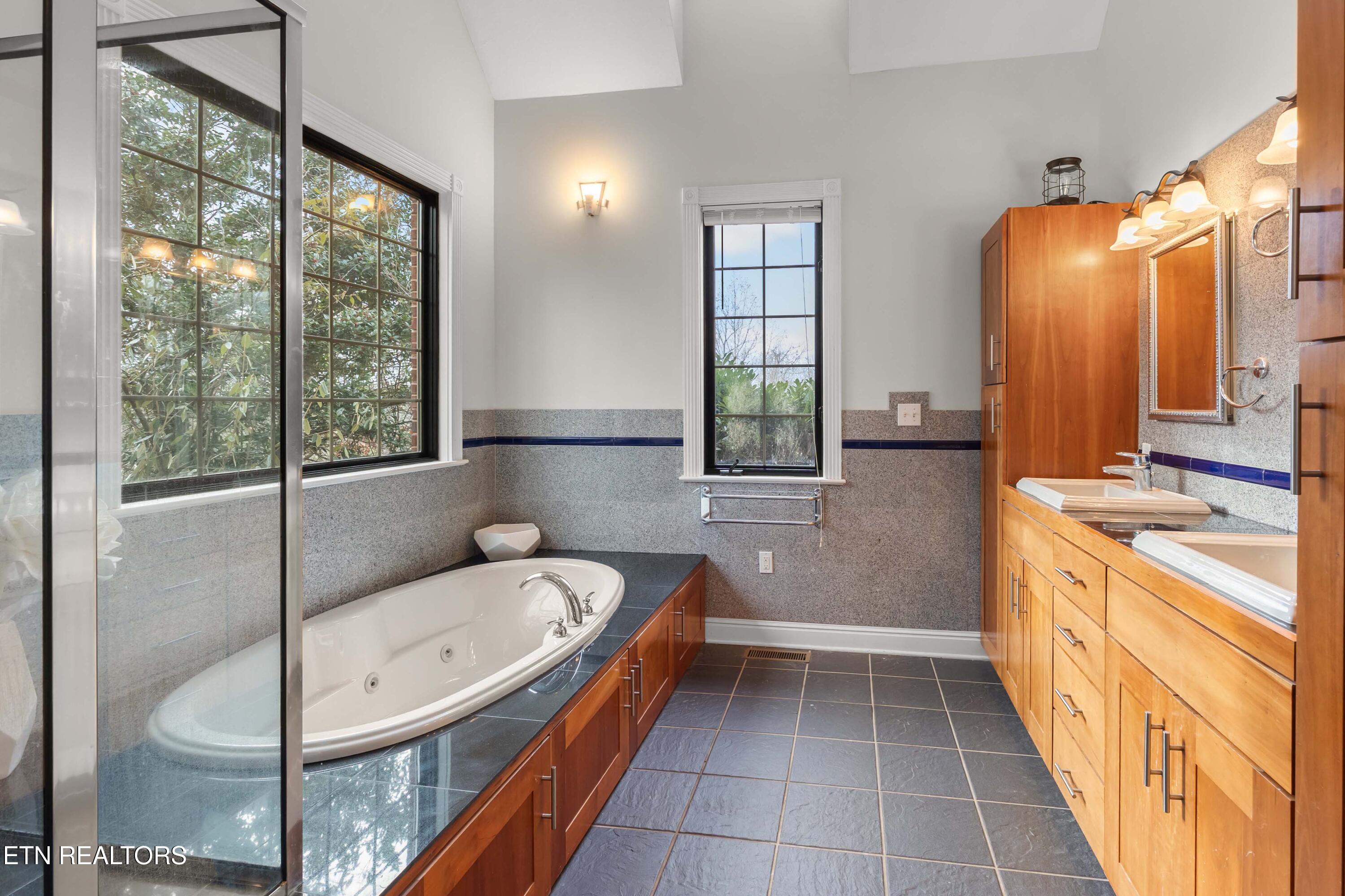 213 Whippoorwill Drive Oak Ridge TN 37830