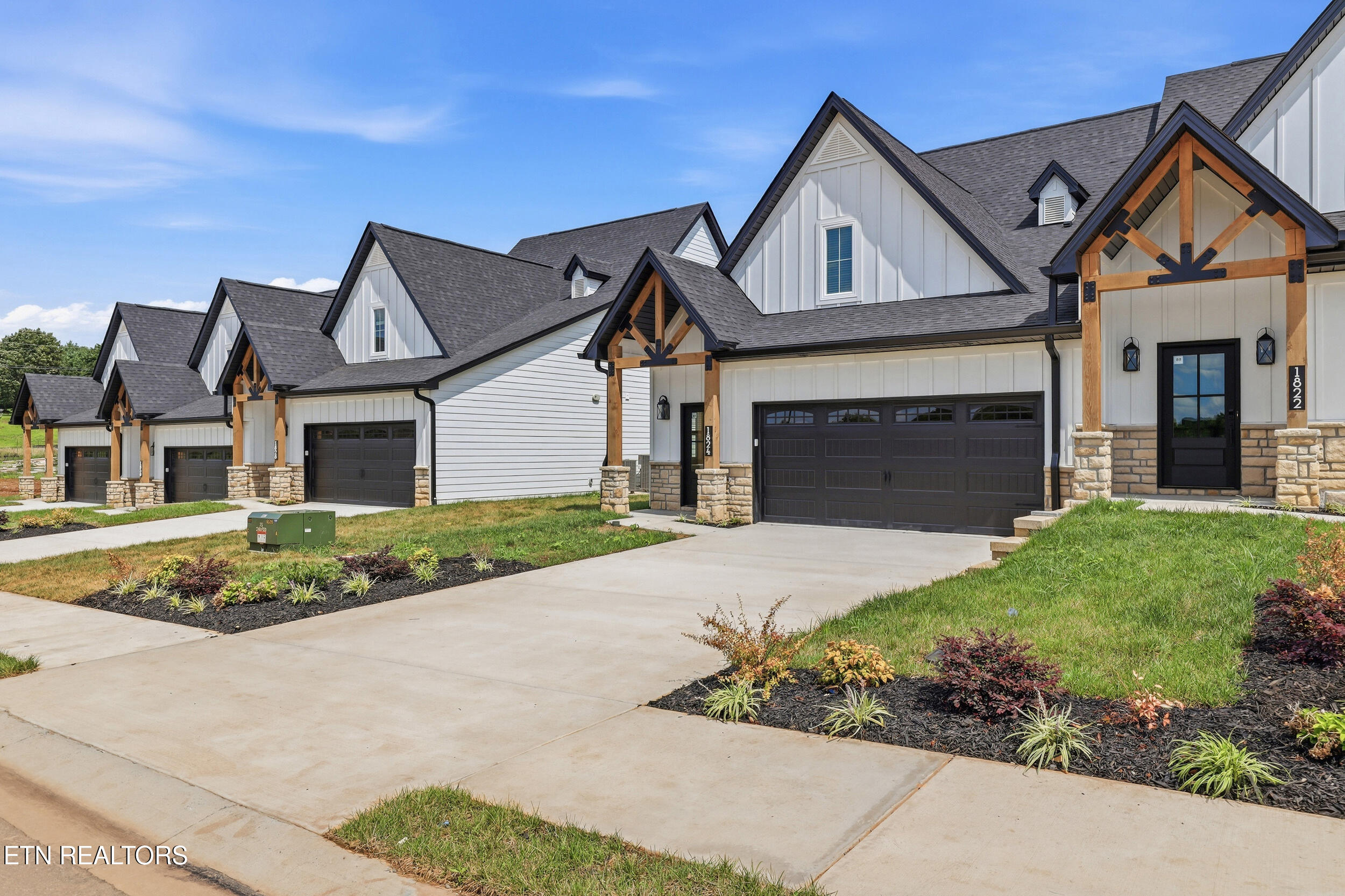 1824 Poplar Spgs Place Maryville TN 37803