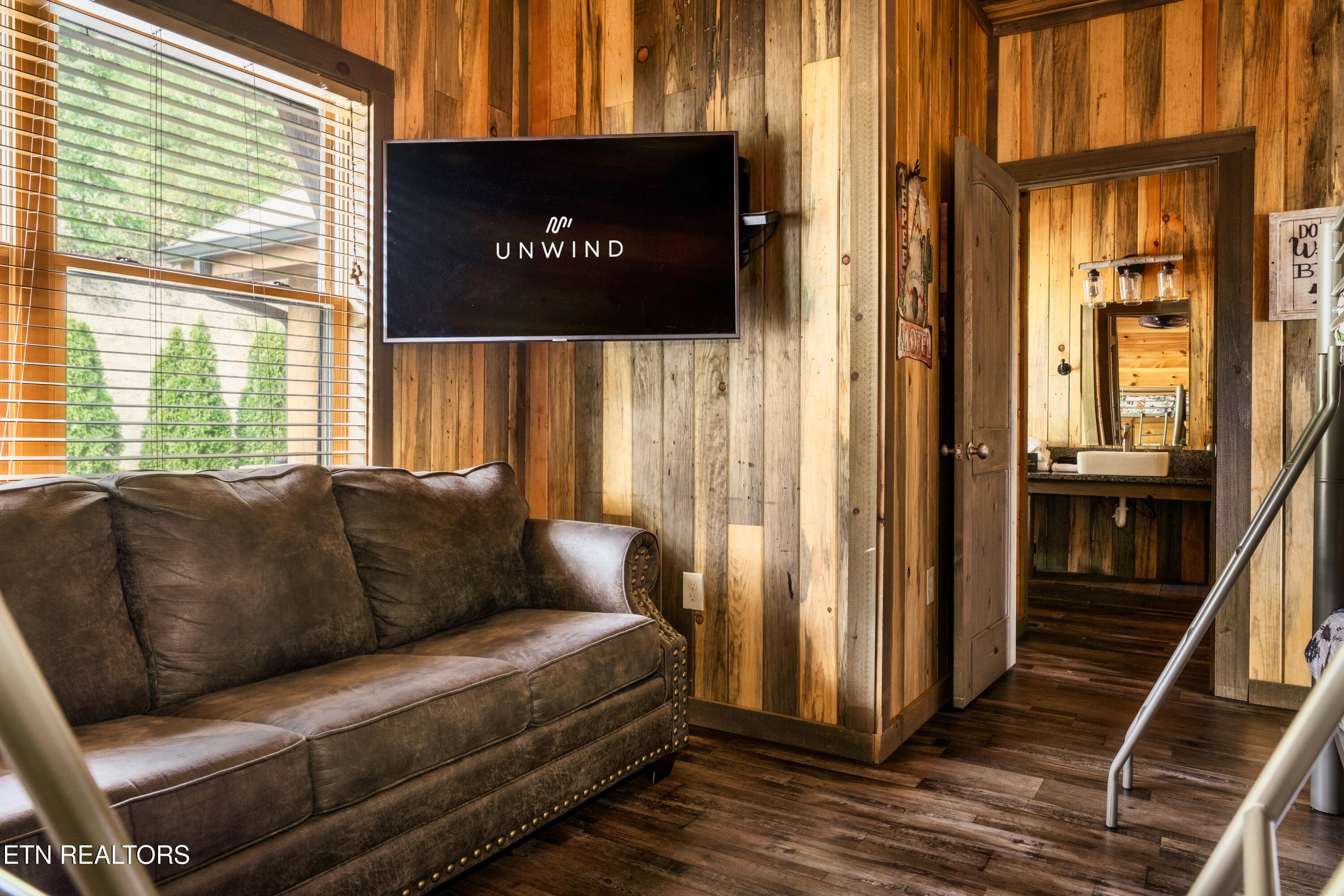2470 Hackberry Drive Sevierville TN 37862