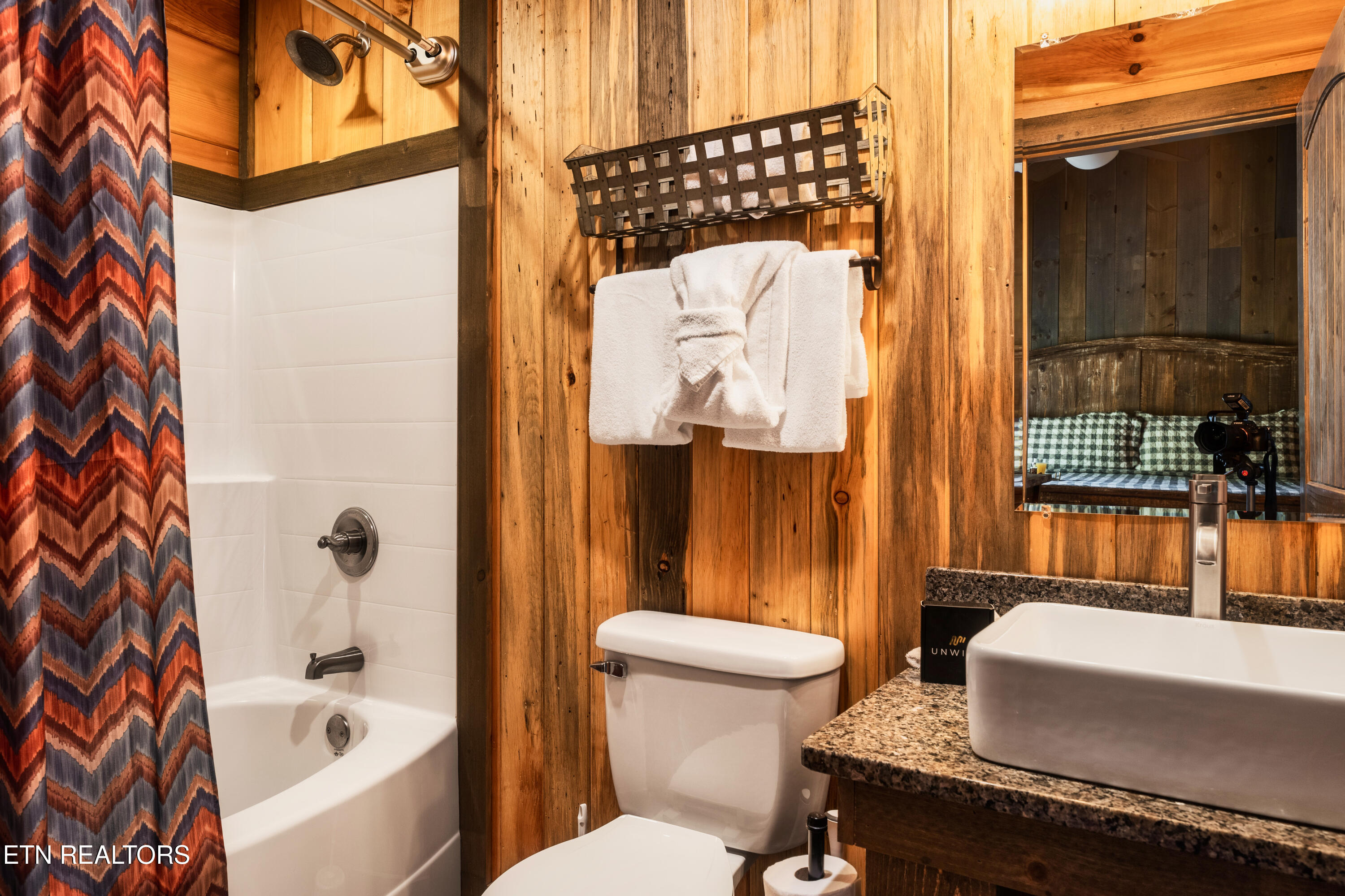 2470 Hackberry Drive Sevierville TN 37862