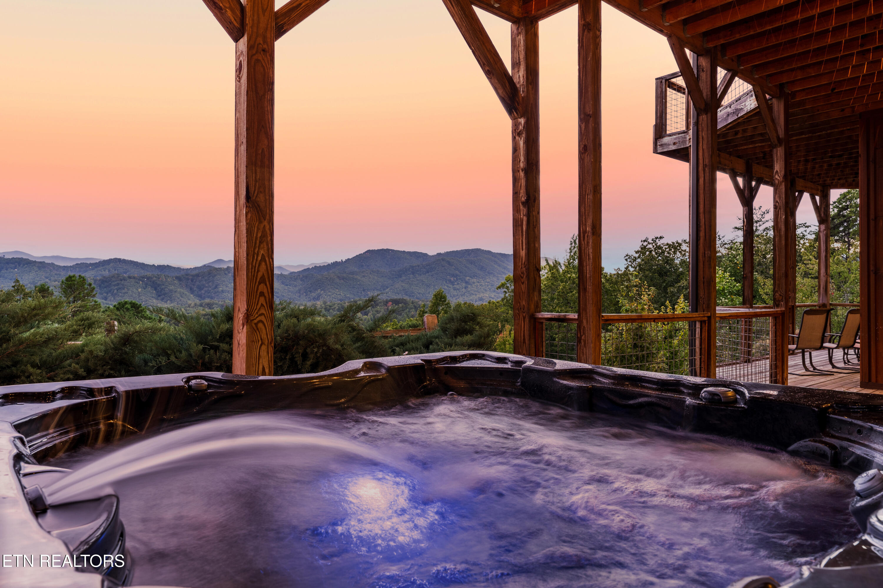 2470 Hackberry Drive Sevierville TN 37862