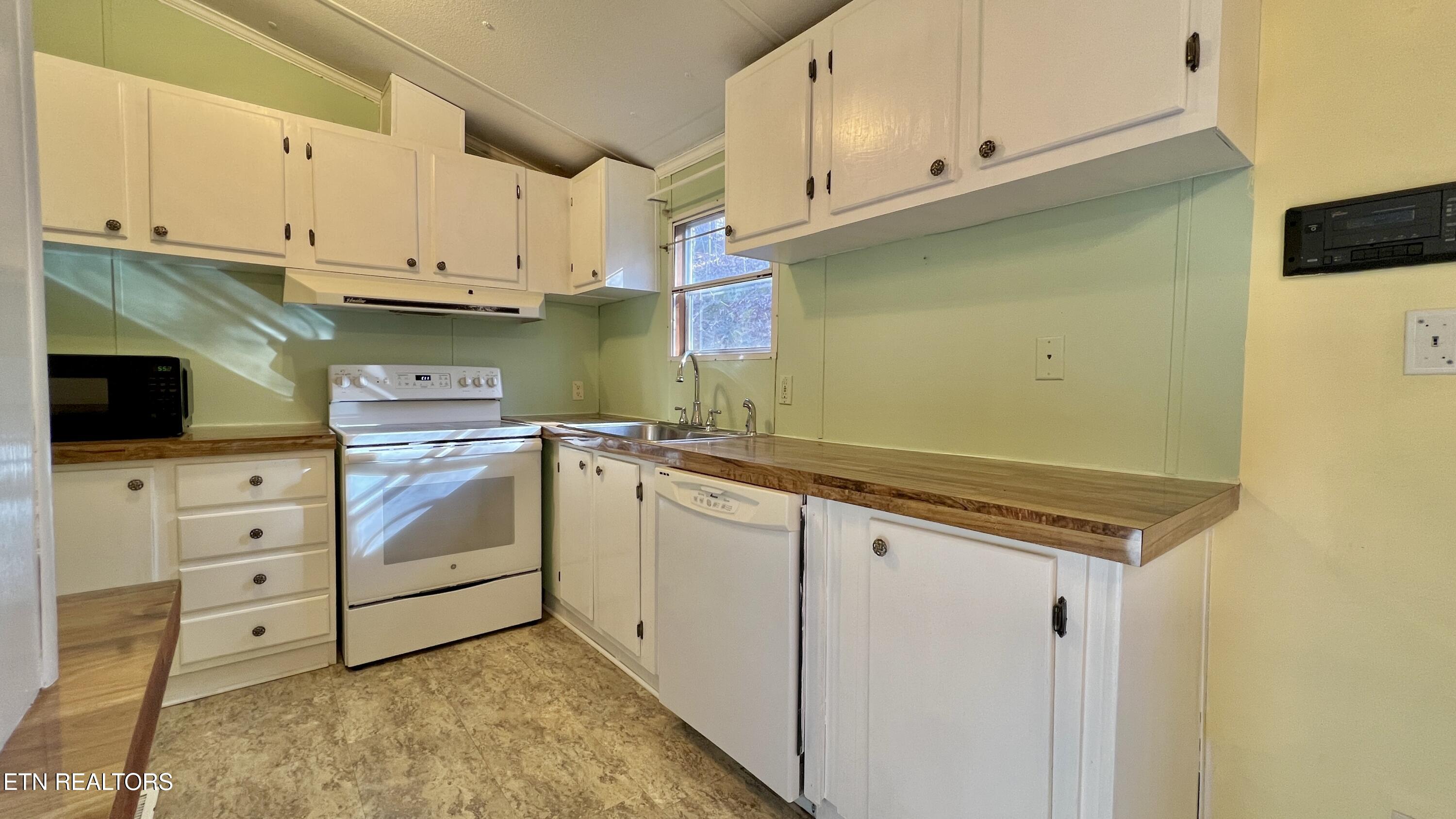 9115/9119 Chapman Highway Knoxville TN 37920