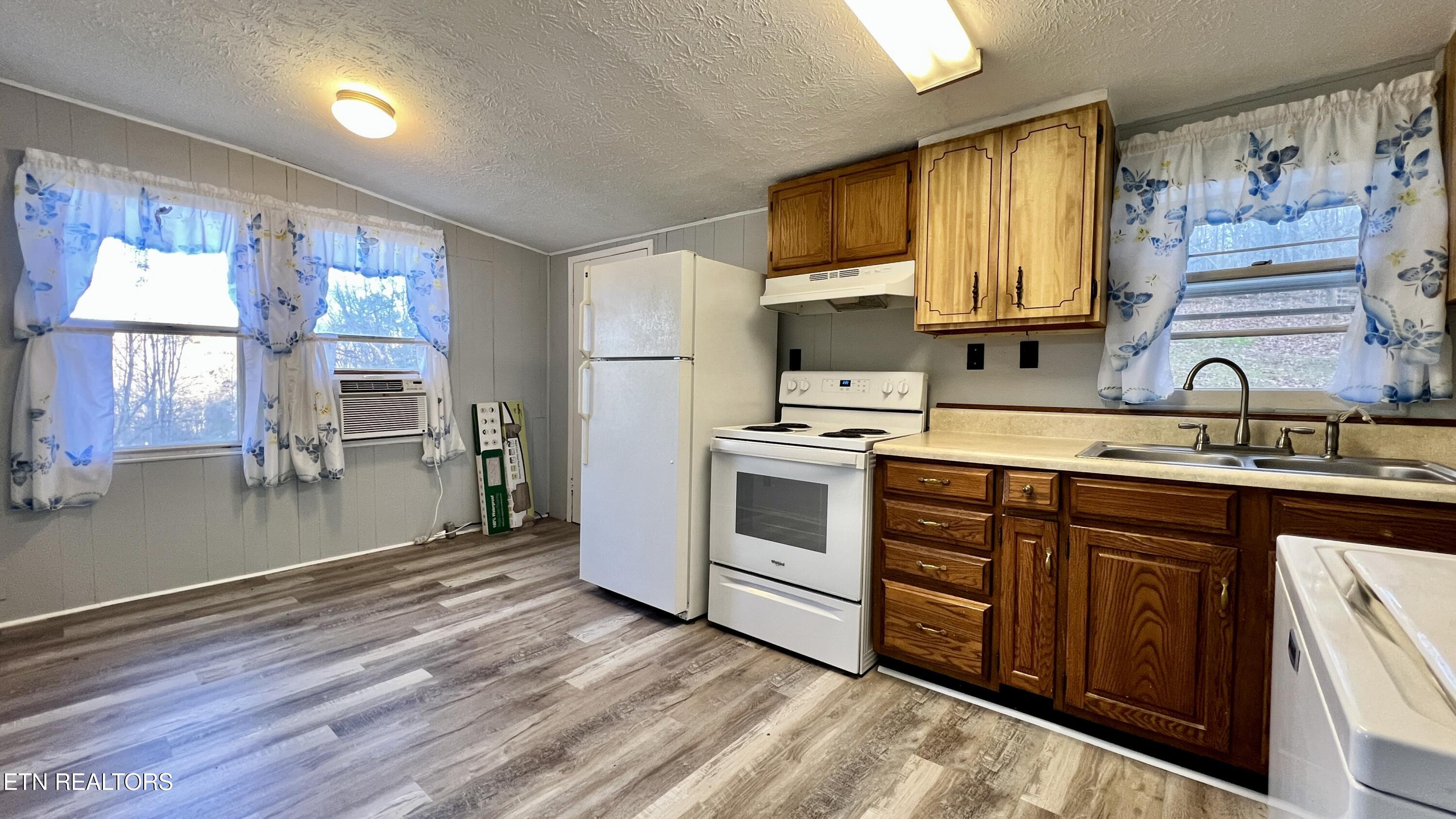 9115/9119 Chapman Highway Knoxville TN 37920