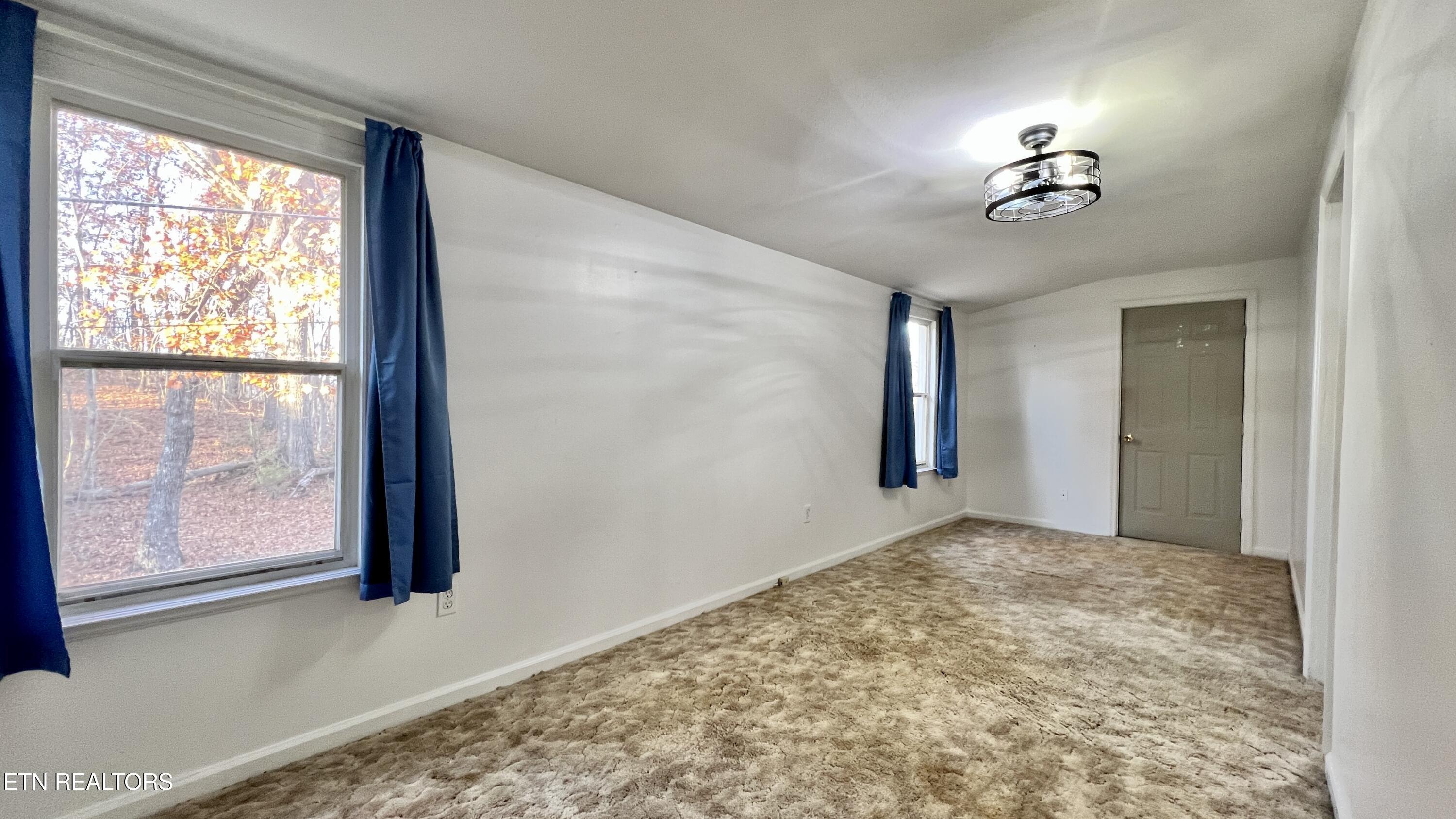 9115/9119 Chapman Highway Knoxville TN 37920