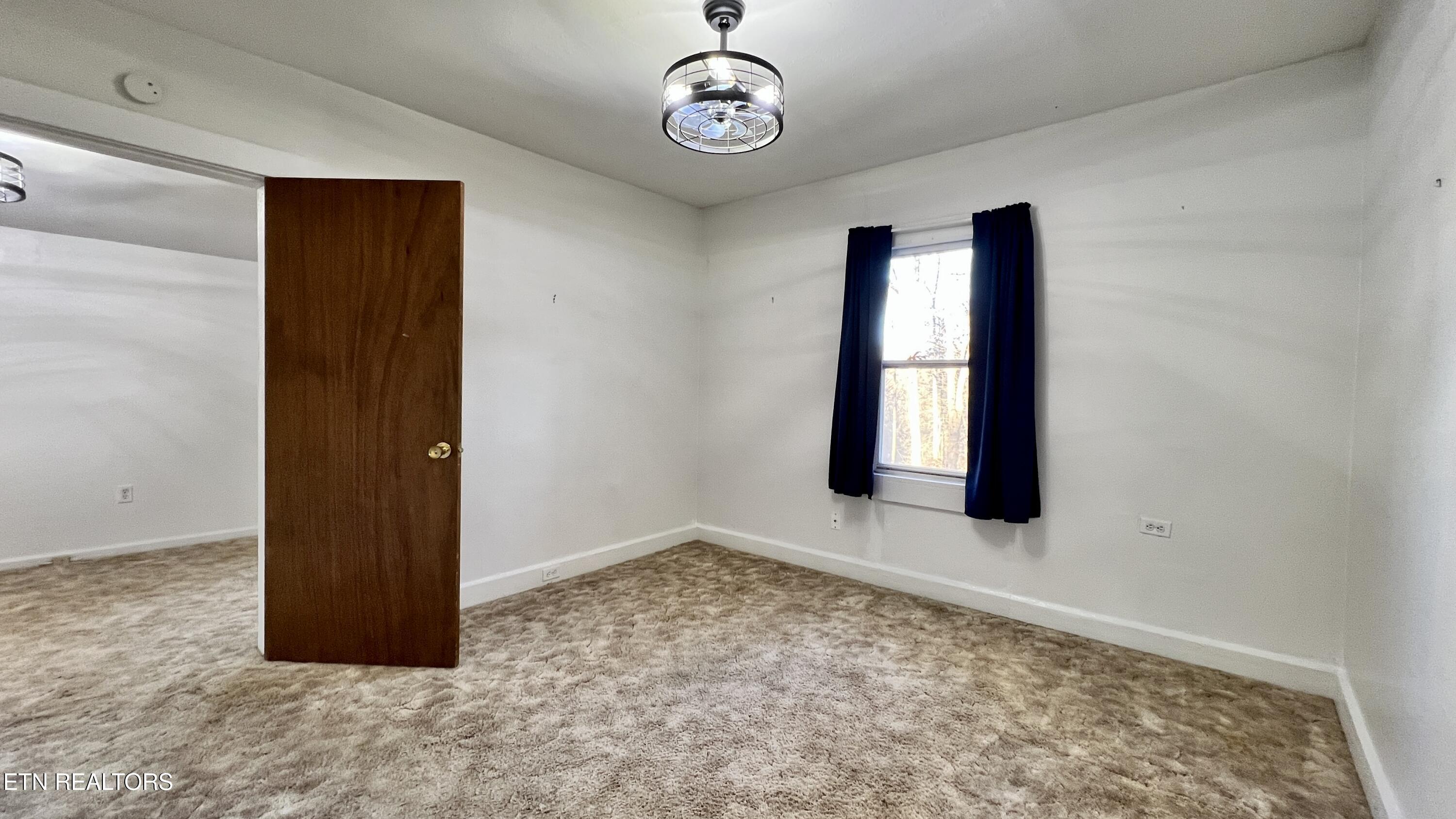 9115/9119 Chapman Highway Knoxville TN 37920