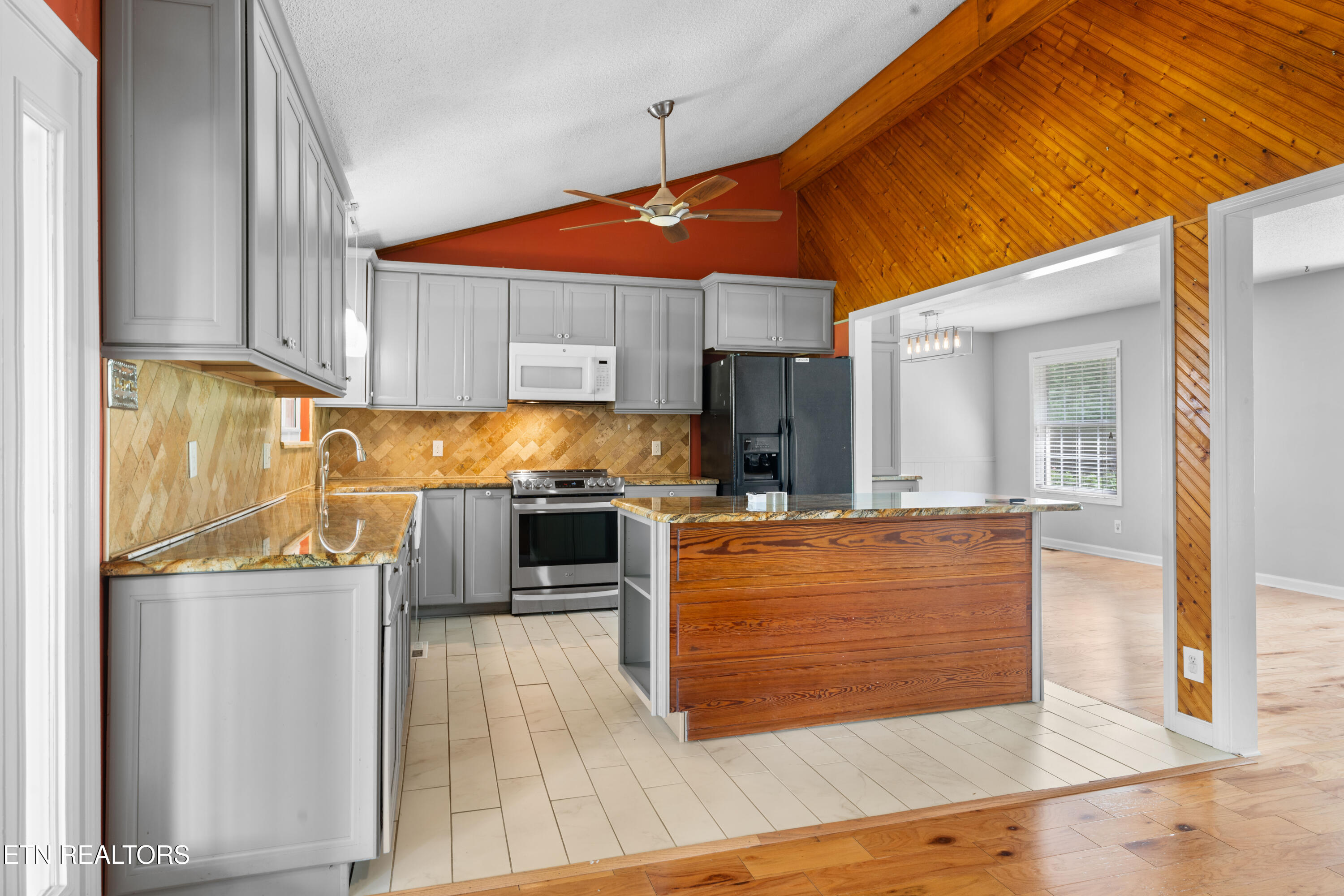 599 Melton Hill Drive Clinton TN 37716