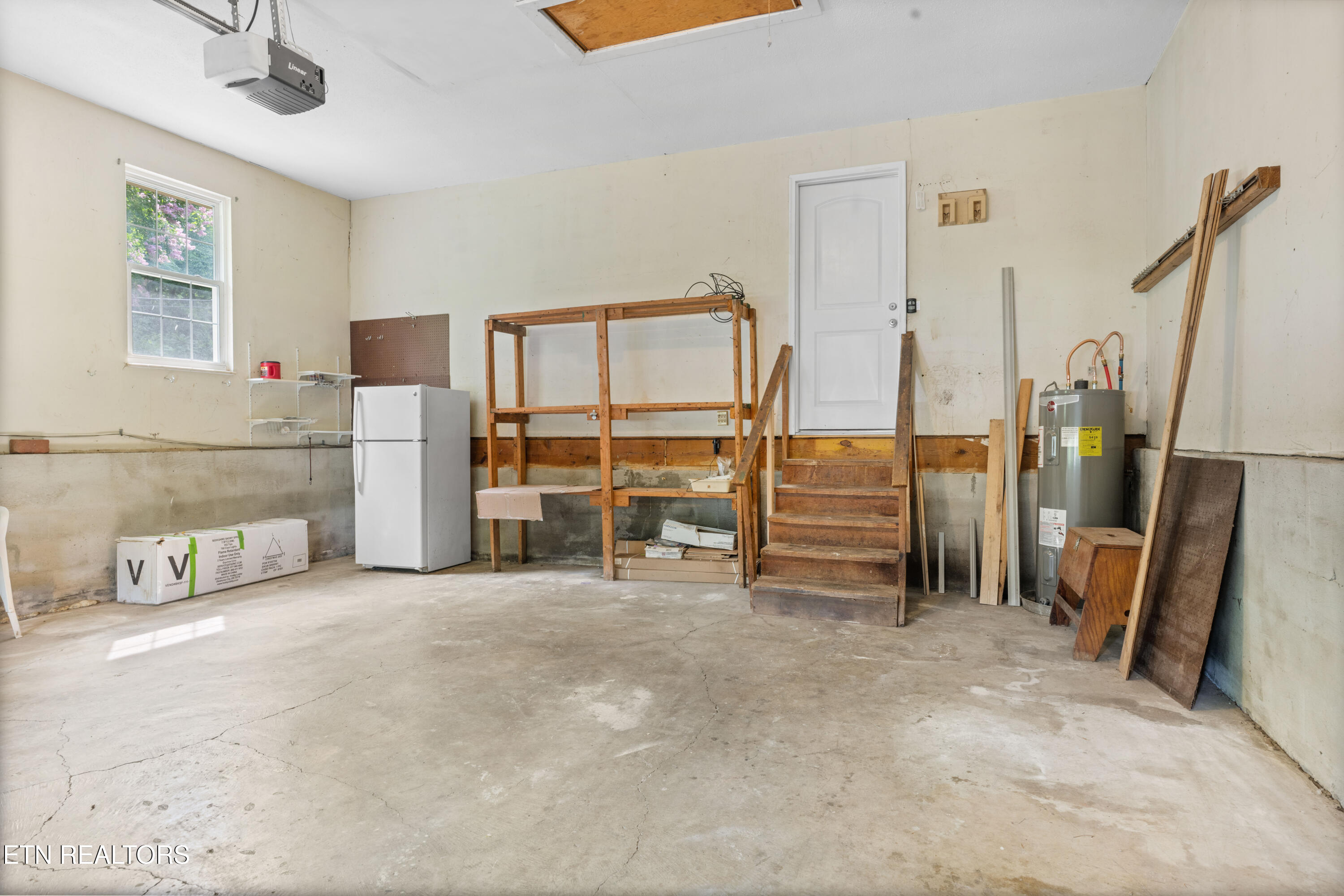 599 Melton Hill Drive Clinton TN 37716