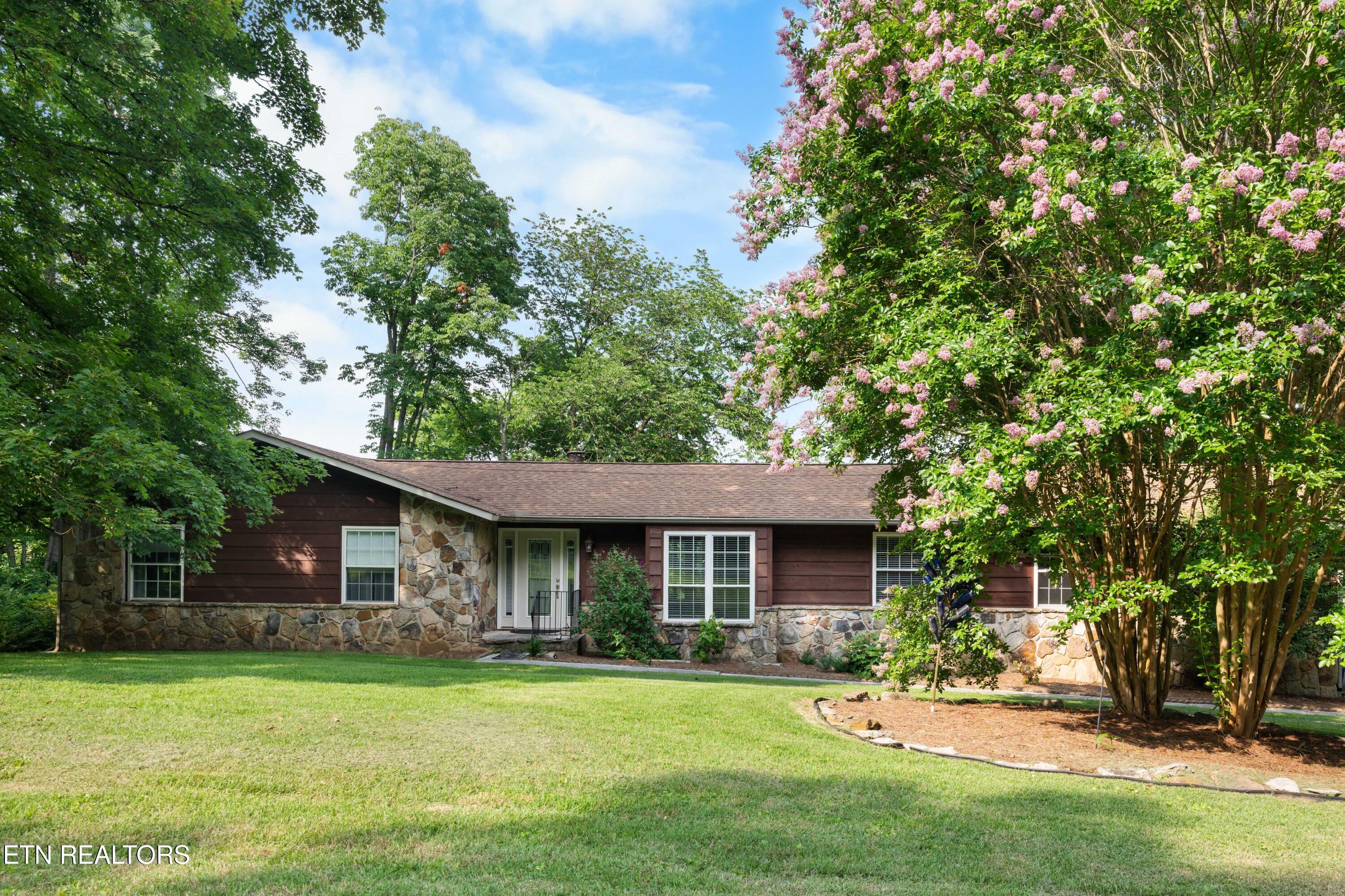 599 Melton Hill Drive Clinton TN 37716