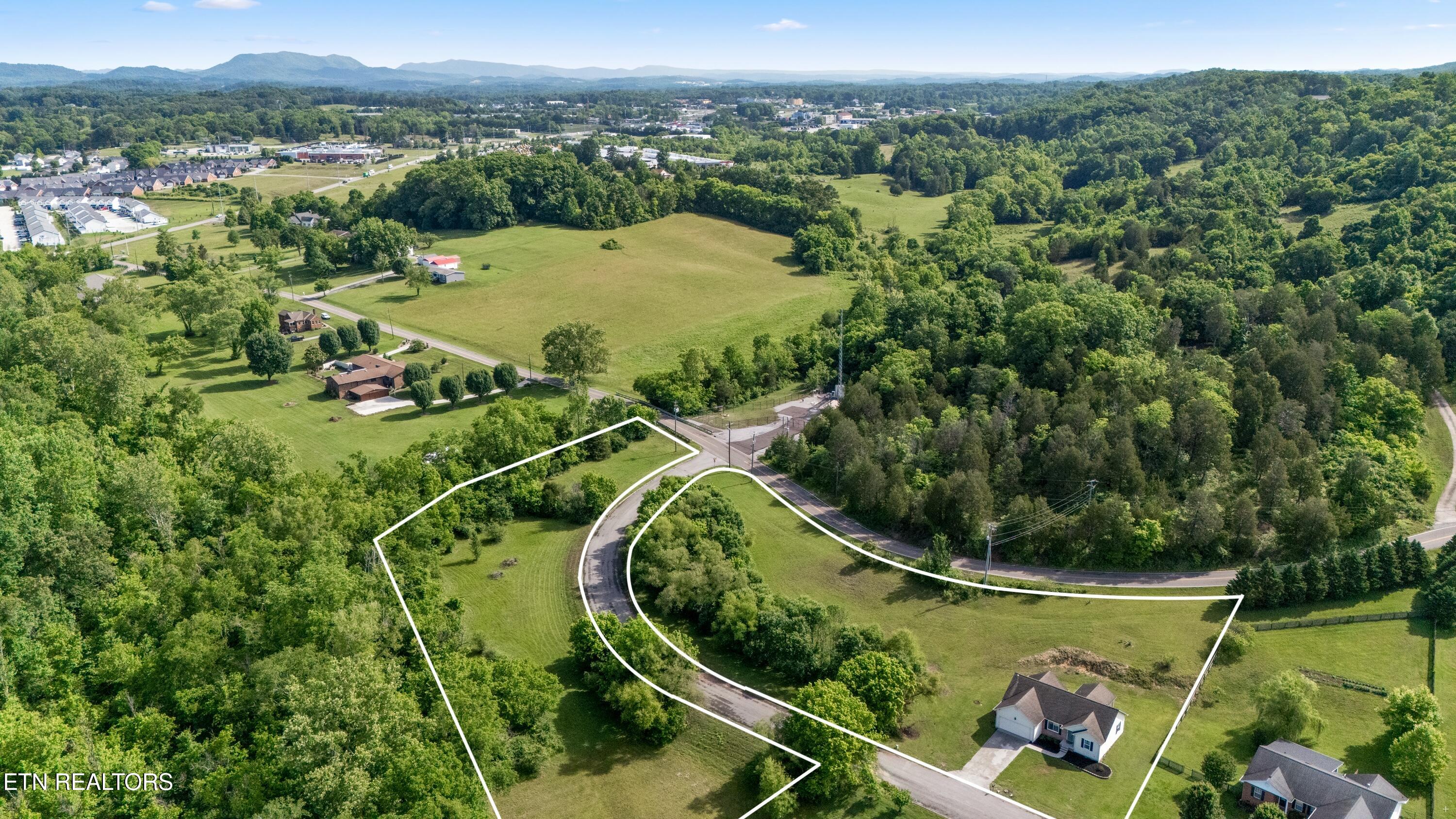 1920 Hidden Springs Road Knoxville TN 37914