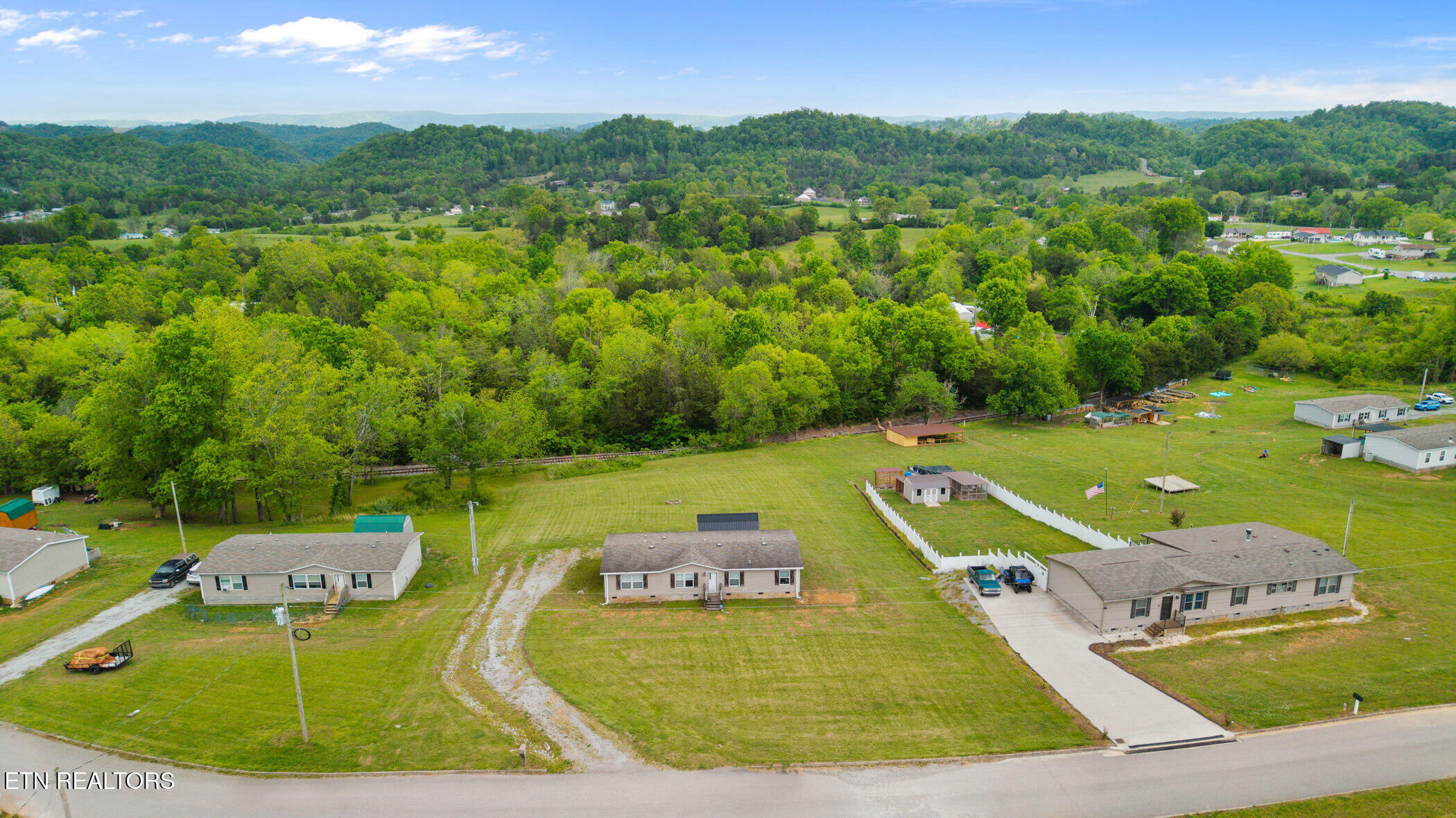 604 Elaine Drive Tazewell TN 37879