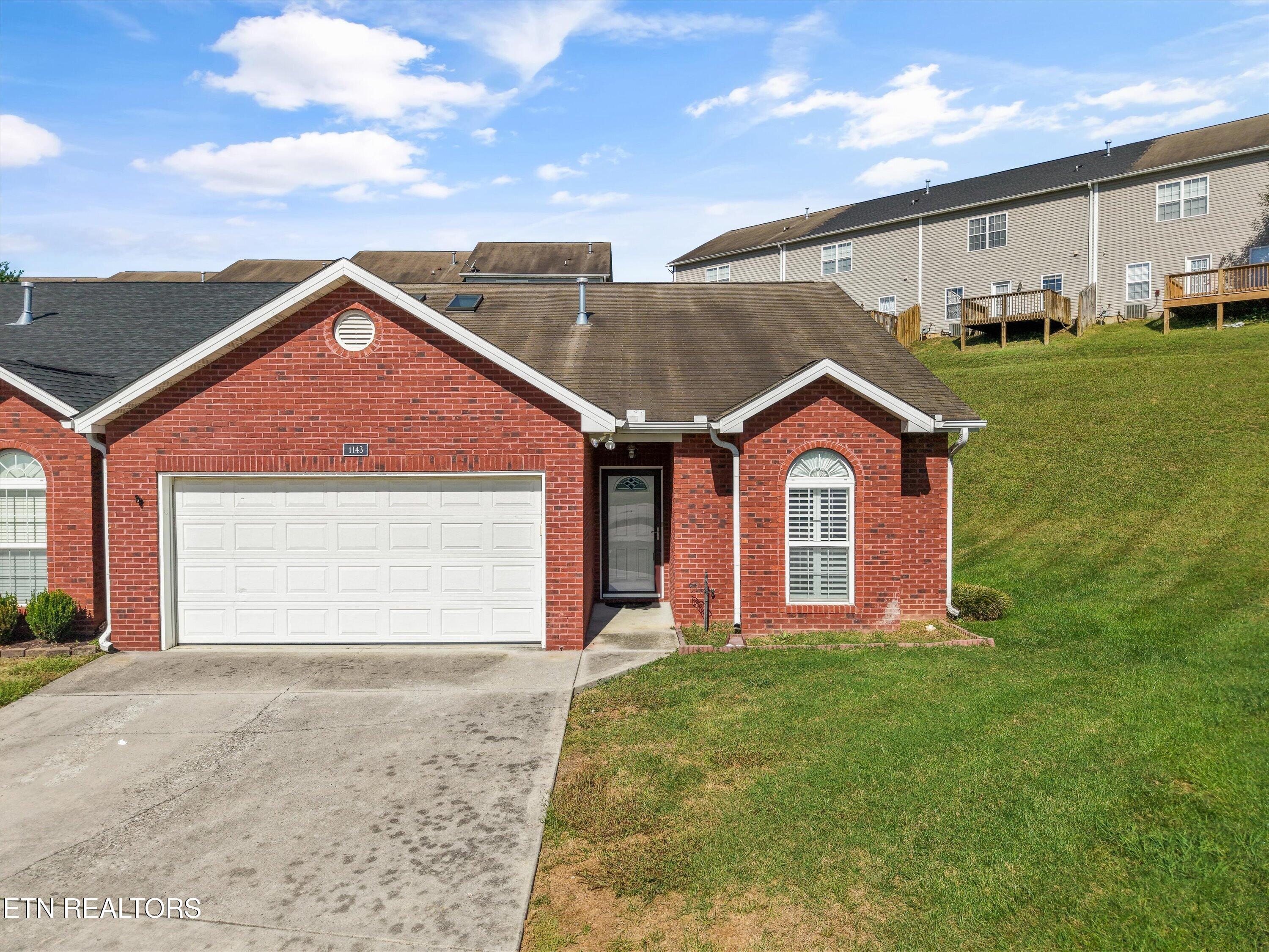 1143 Webster Groves Lane Knoxville TN 37909
