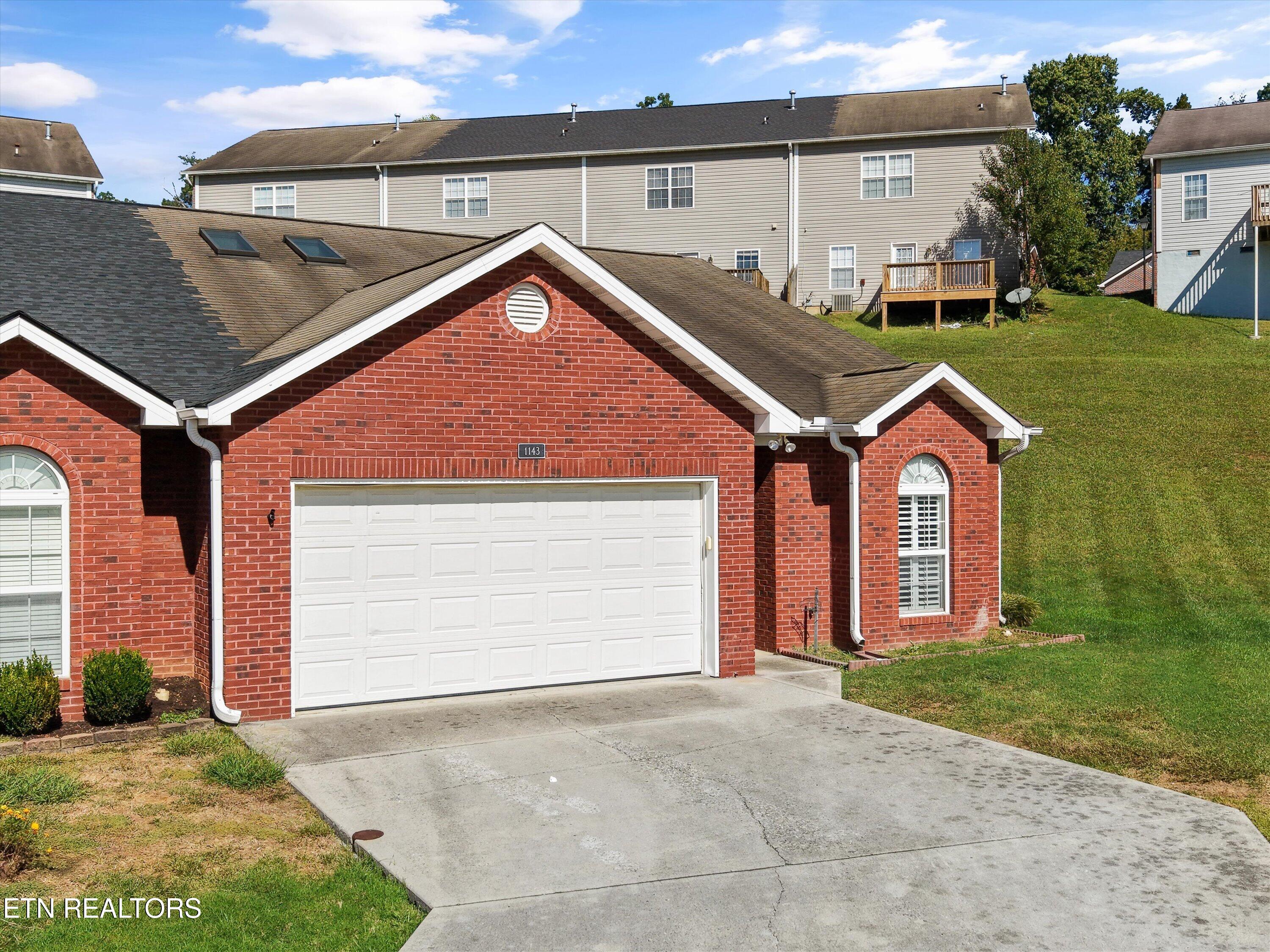 1143 Webster Groves Lane Knoxville TN 37909