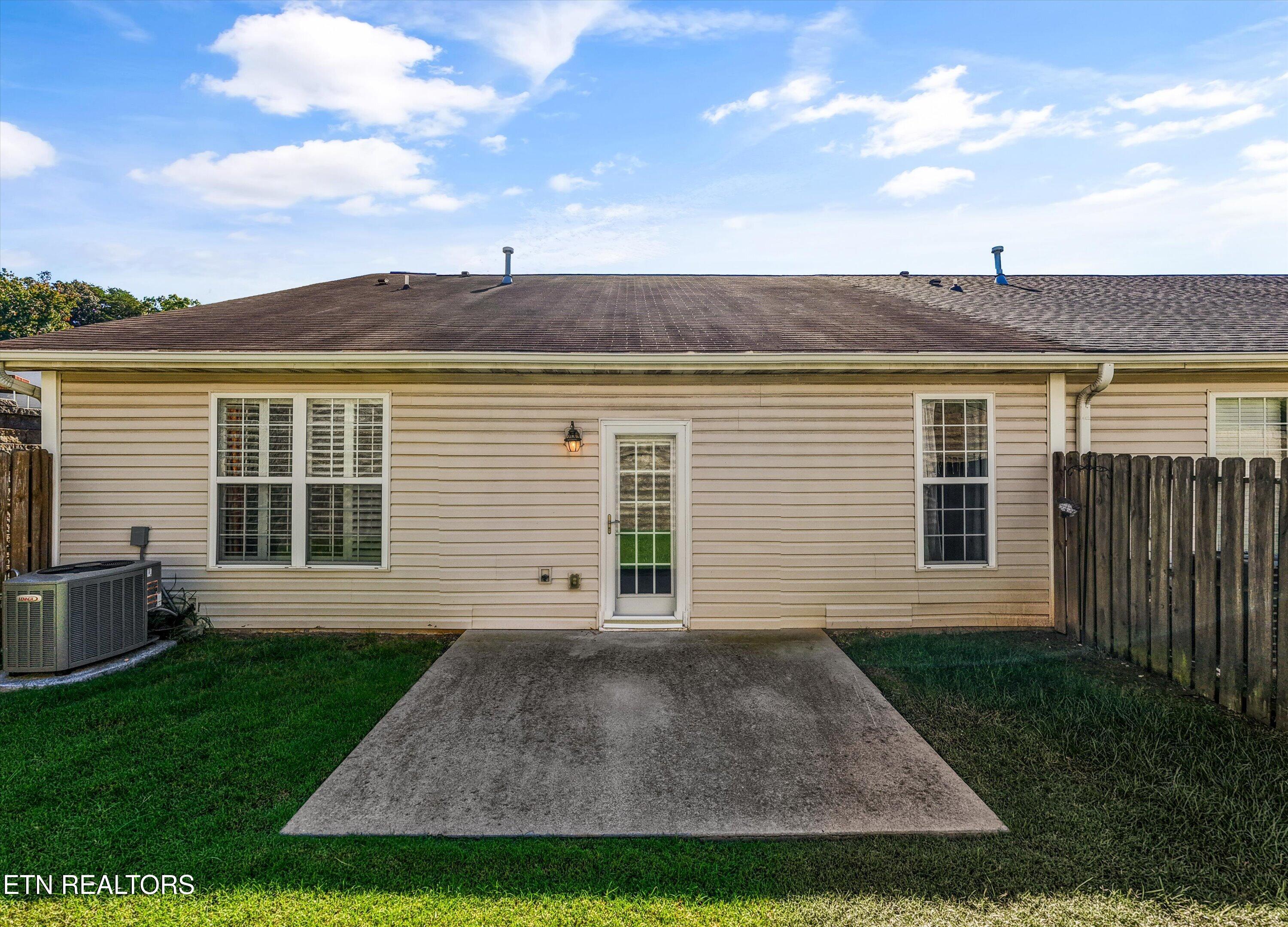 1143 Webster Groves Lane Knoxville TN 37909